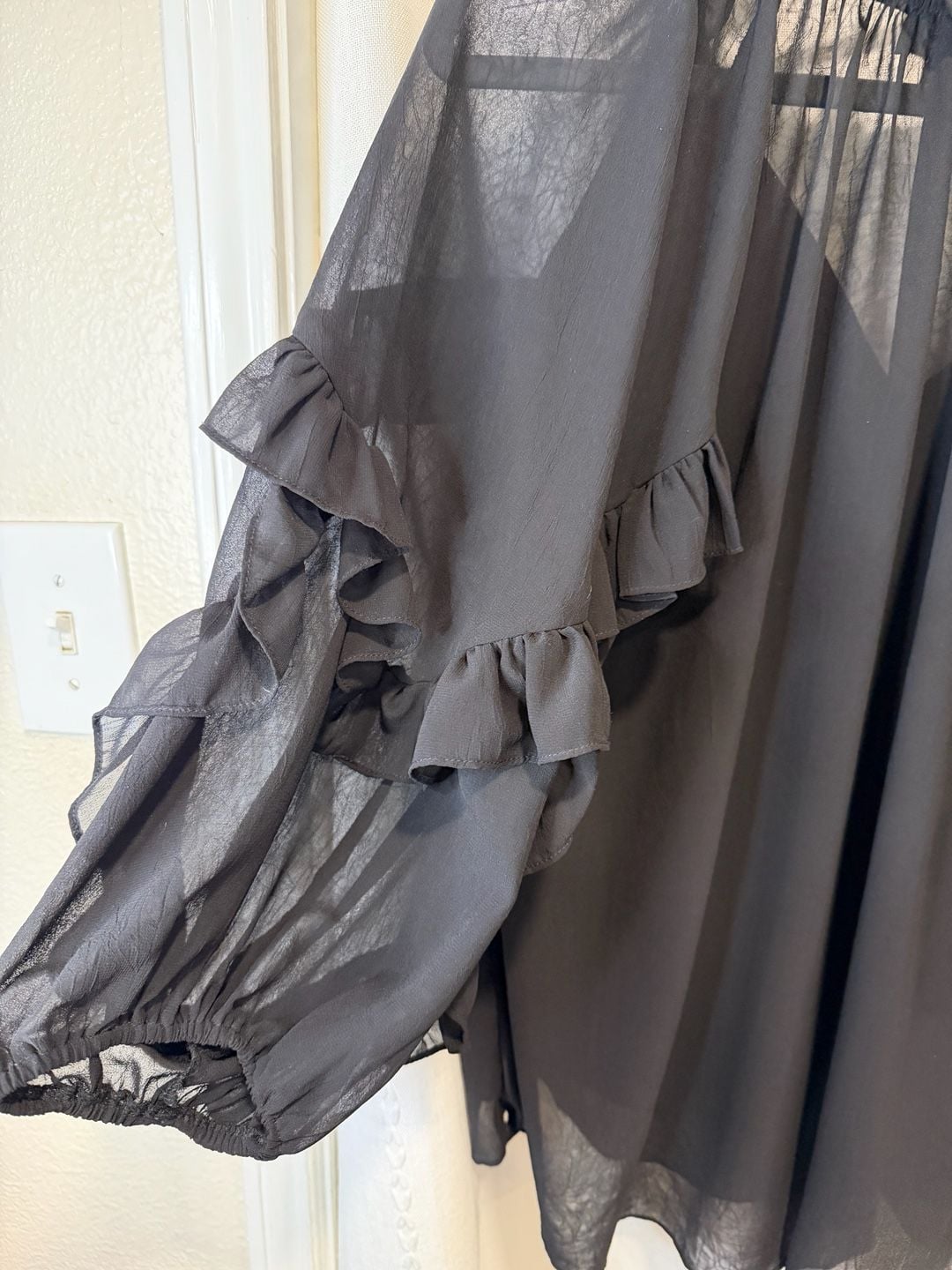 GIGIO USA Women’s L Black Sheer Ruffle Blouse Boho Peasant Top Long Sleeve 5