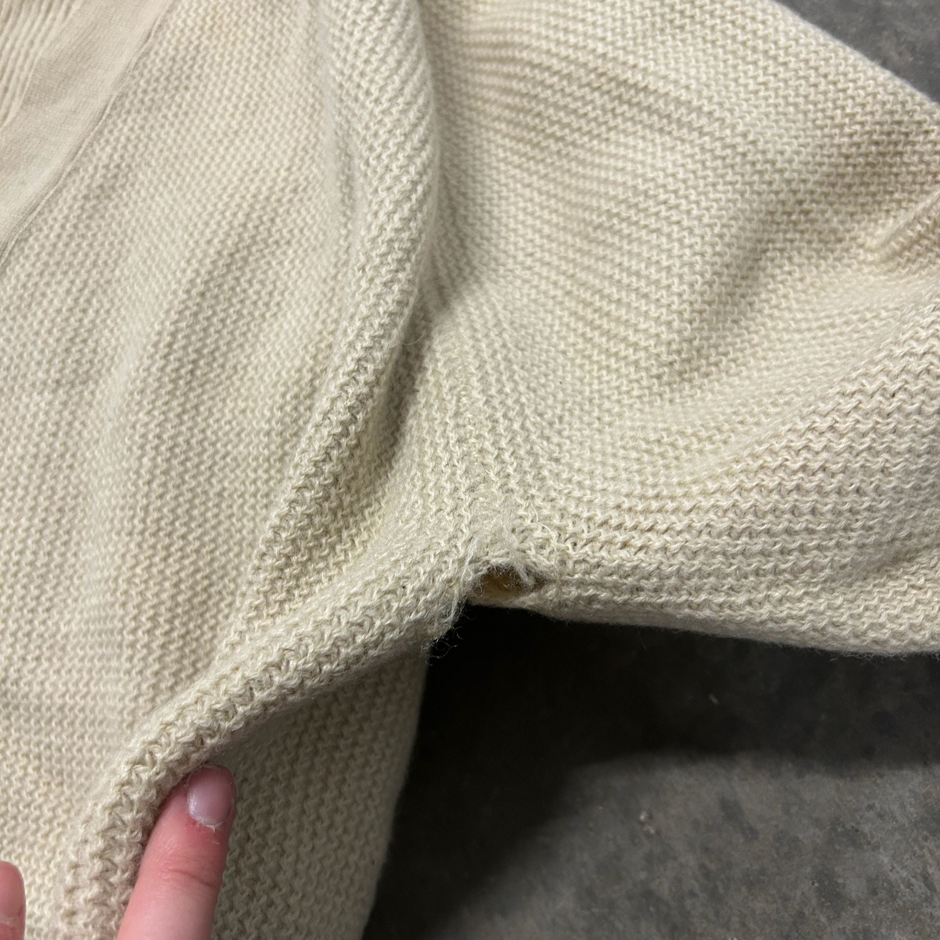 Vintage Jantzen Cardigan Sweater Size 40 Beige Knit V-Neck 60s 8