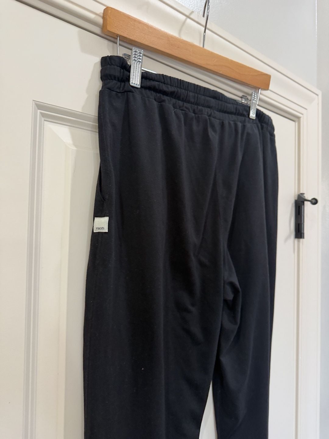 Vuori Performance Jogger Pants Size Medium Black Drawstring 5