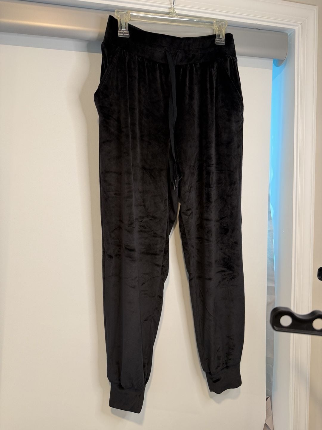 Victoria's Secret SIZE MEDIUM Black Velvet Embroidered Logo ... 6