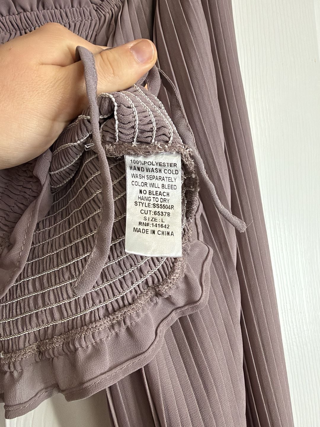 She + Sky Long Sleeve Smocked Blouse Size L Mauve Cropped Top 5