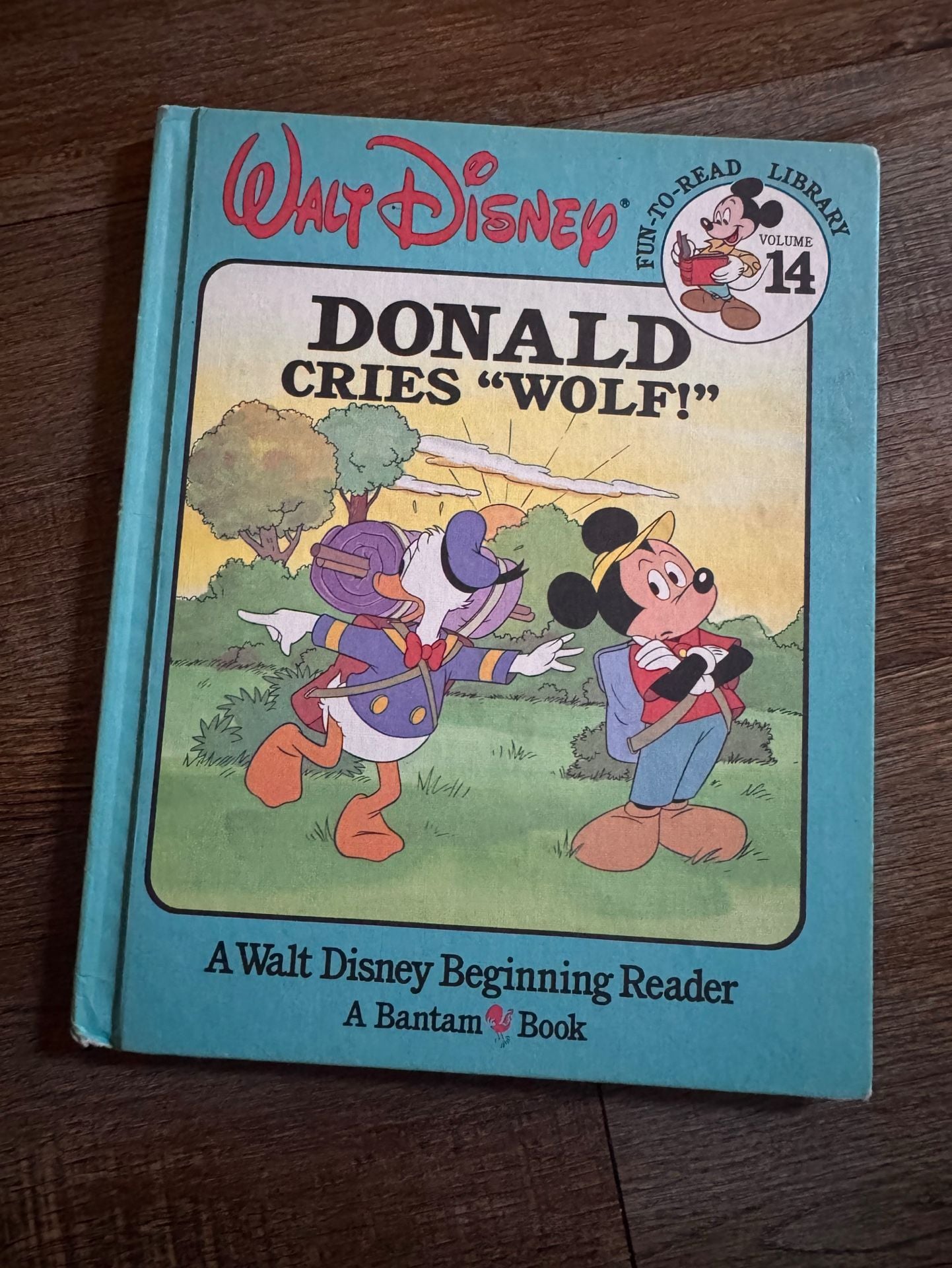 Walt Disney Donald Cries Wolf Volume 14 Fun To Read Library 1