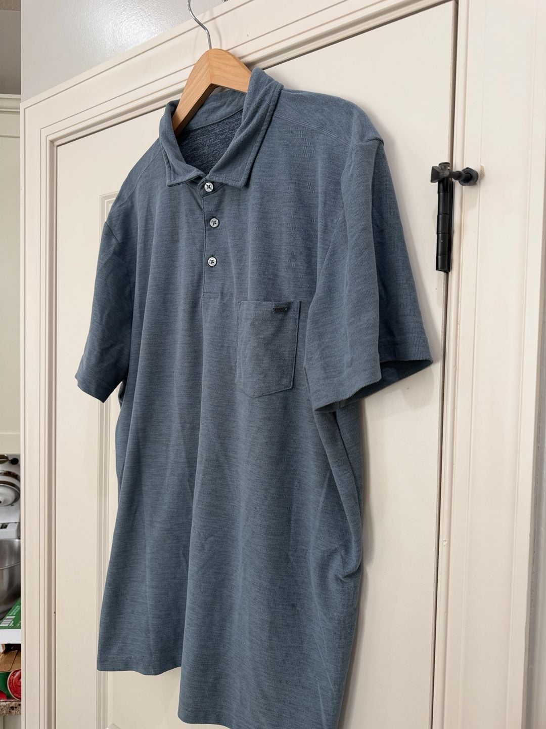 Vuori Ace Polo Shirt Size XL Blue Pocket Short Sleeve Performance 3
