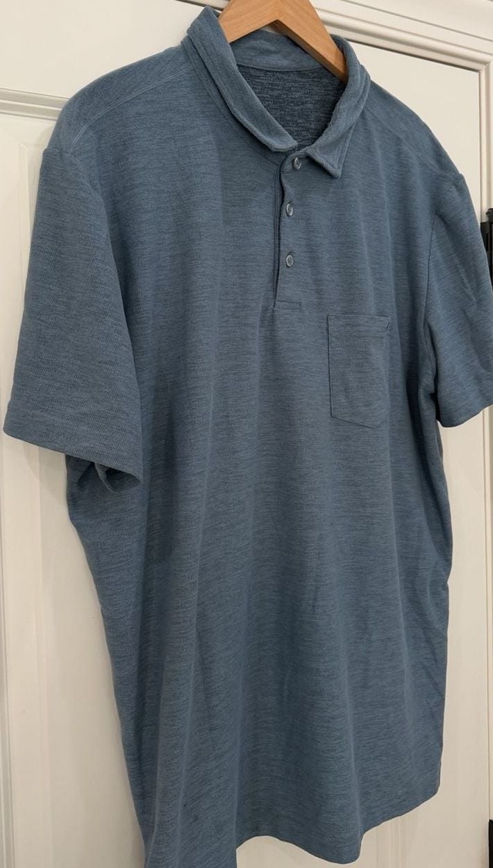 Vuori Ace Polo Shirt Size XL Blue Pocket Short Sleeve Performance 4
