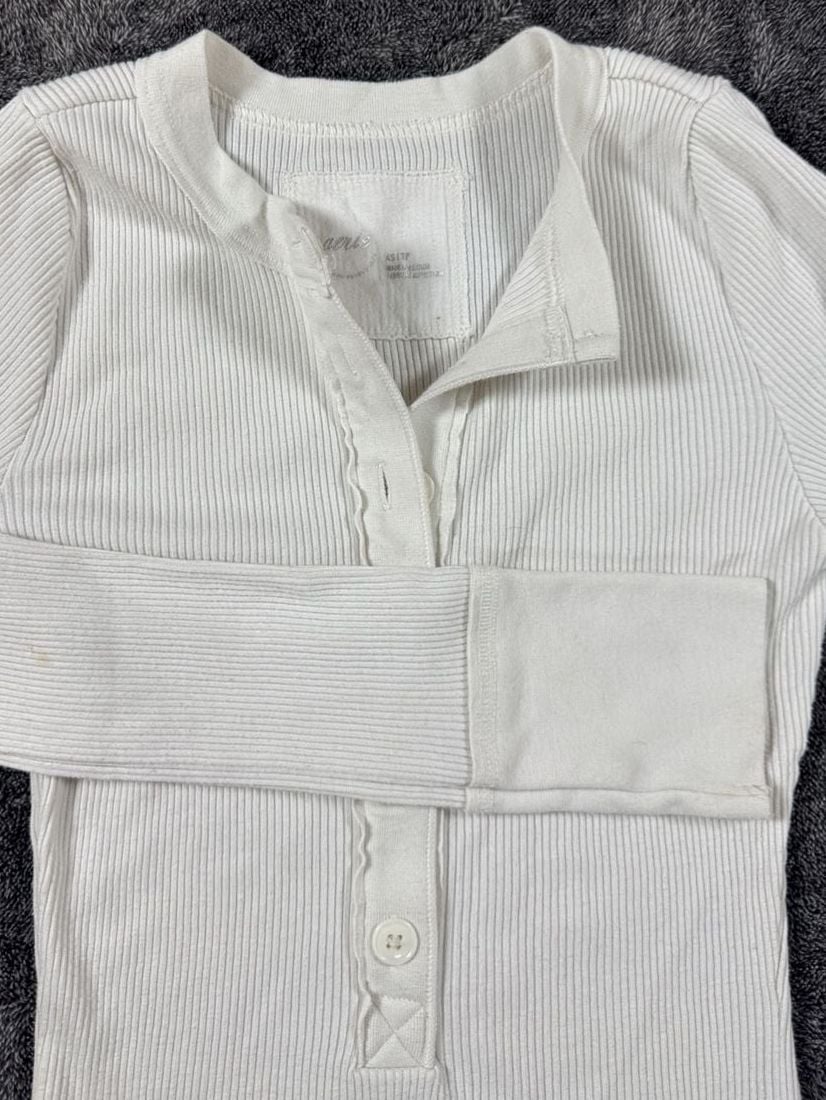 Aerie Thermal Henley Long Sleeve Top XS White Ribbed Button 2