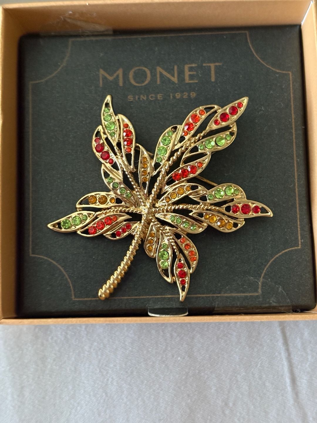 Monet Maple Leaf Rhinestone Brooch Gold Tone Fall Box Pin 4