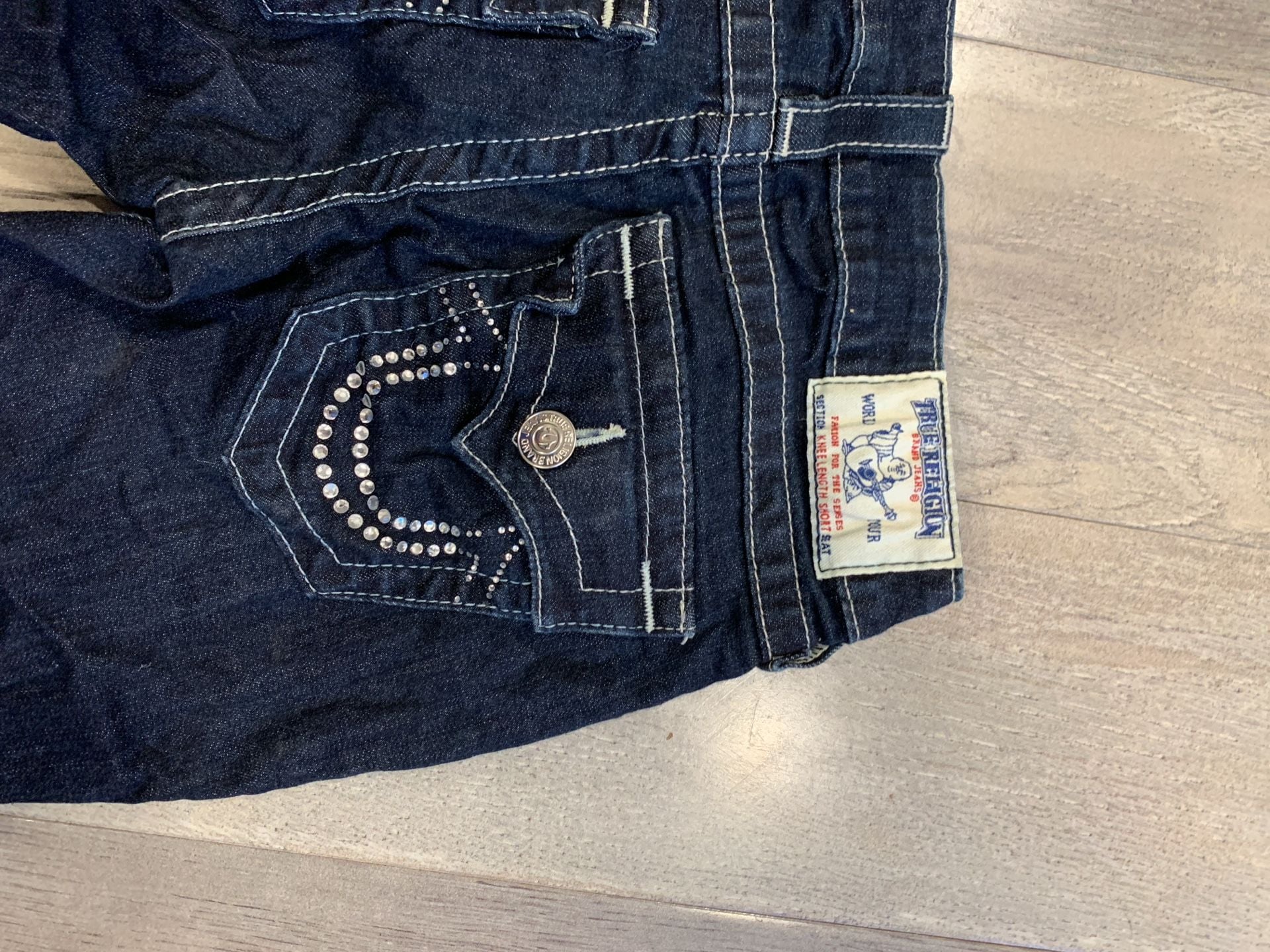 Y2k True Religion Denim Shorts Size 26 Rhinestone Pocket Dark Wash 7