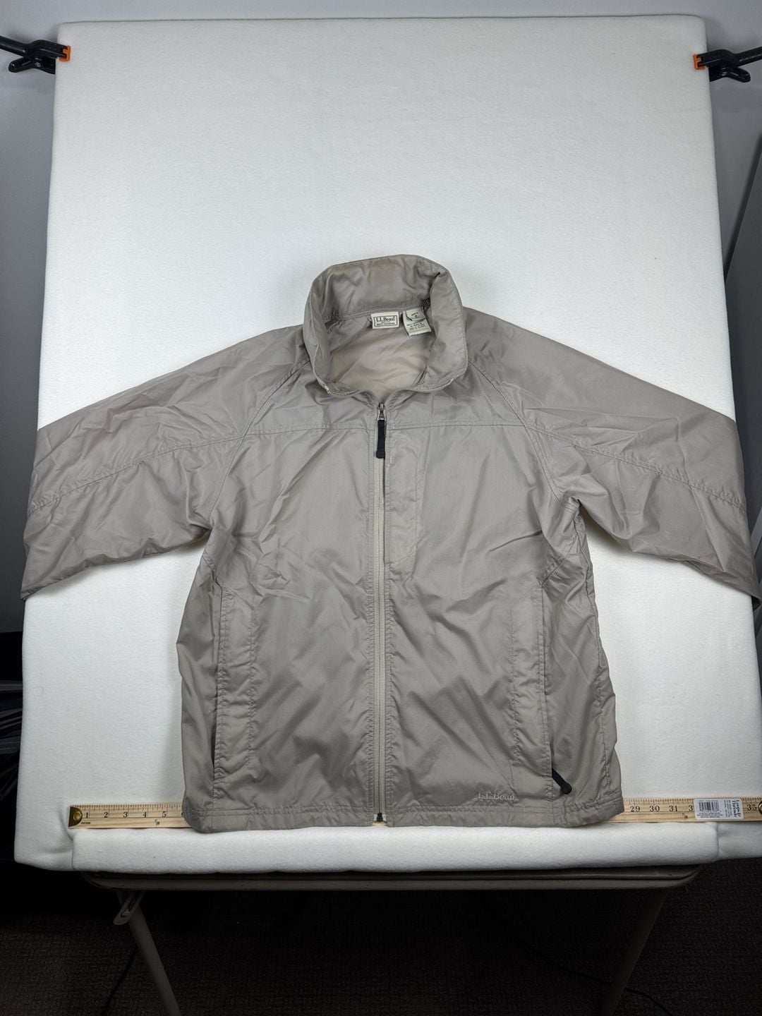 LL Bean Casco Bay Windbreaker Jacket Size M Regular Beige Nylon 2