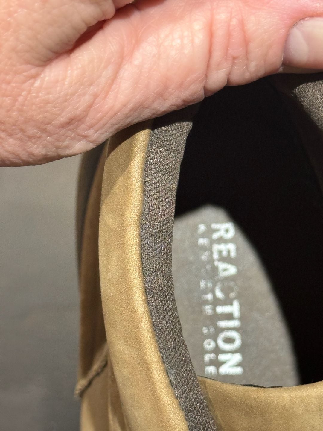 Kenneth Cole Reaction Chukka Boots Dark Tan Suede Lace Up 7