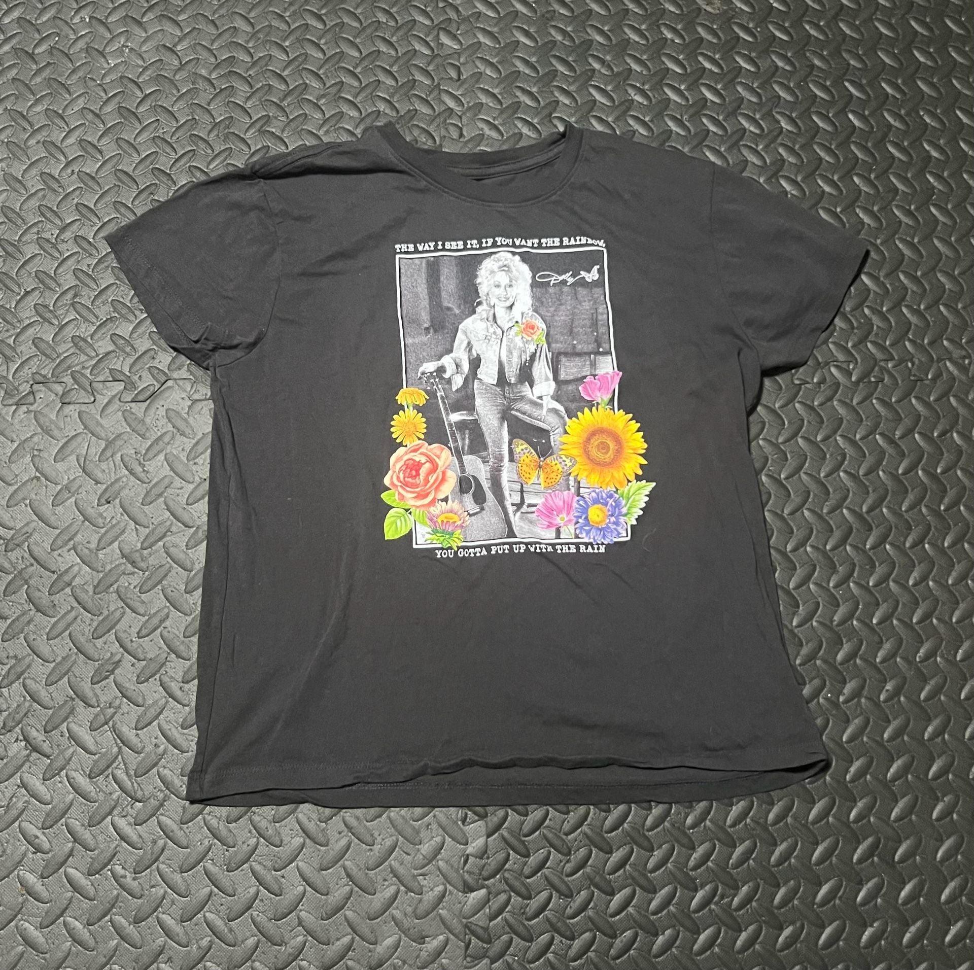 Dolly Parton Graphic T-Shirt Size Large Black Floral Butterfly 2
