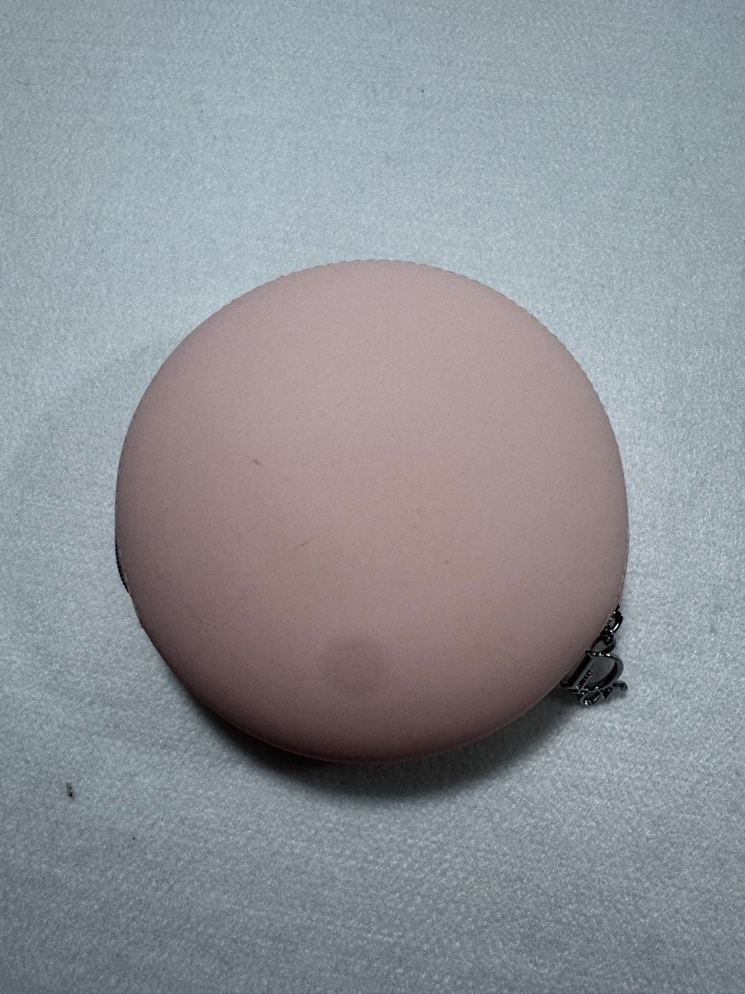 Dior Beauty Round Pink Silicone Zippered Cosmetic Makeup Pouch 5