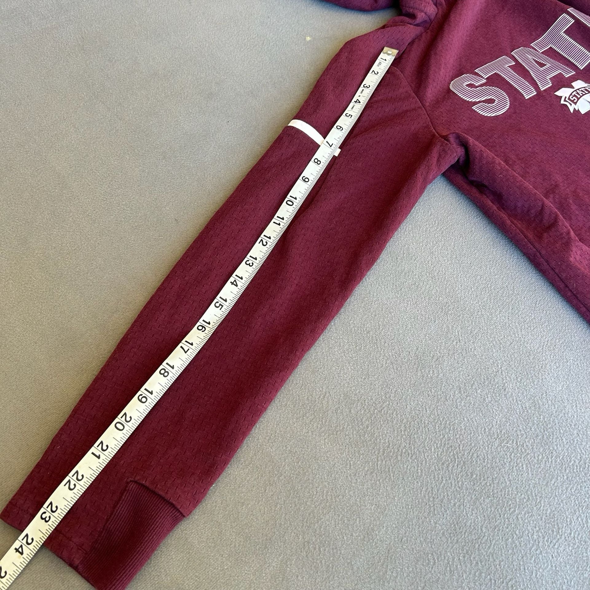 Adidas Mississippi State Bulldogs Women’s Large Hoodie Maroon A168 9