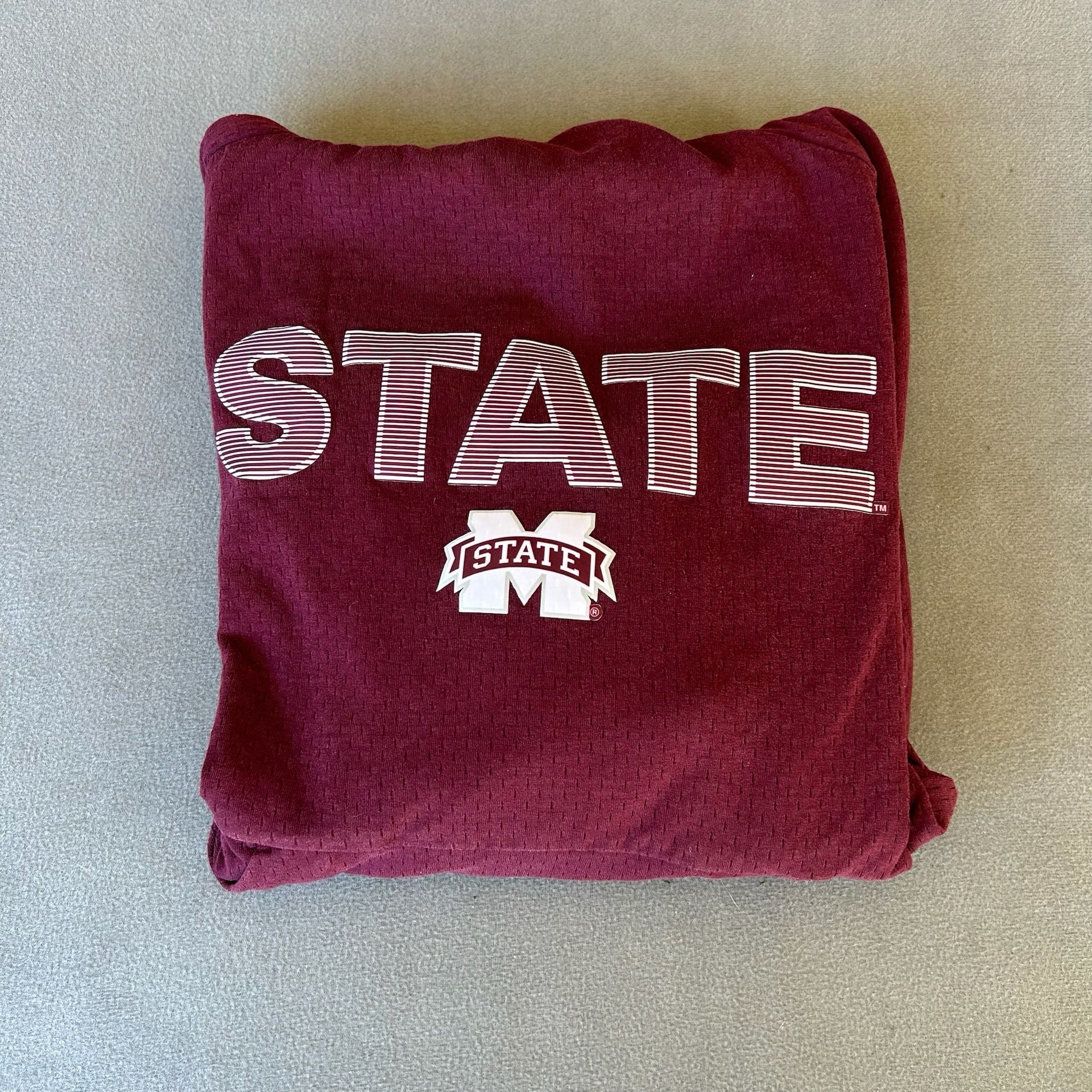 Adidas Mississippi State Bulldogs Women’s Large Hoodie Maroon A168 11