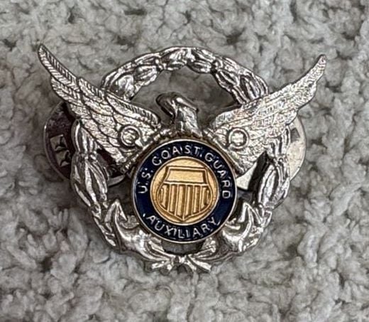 US Coast Guard Auxiliary Cap Miniature Device Pin 1