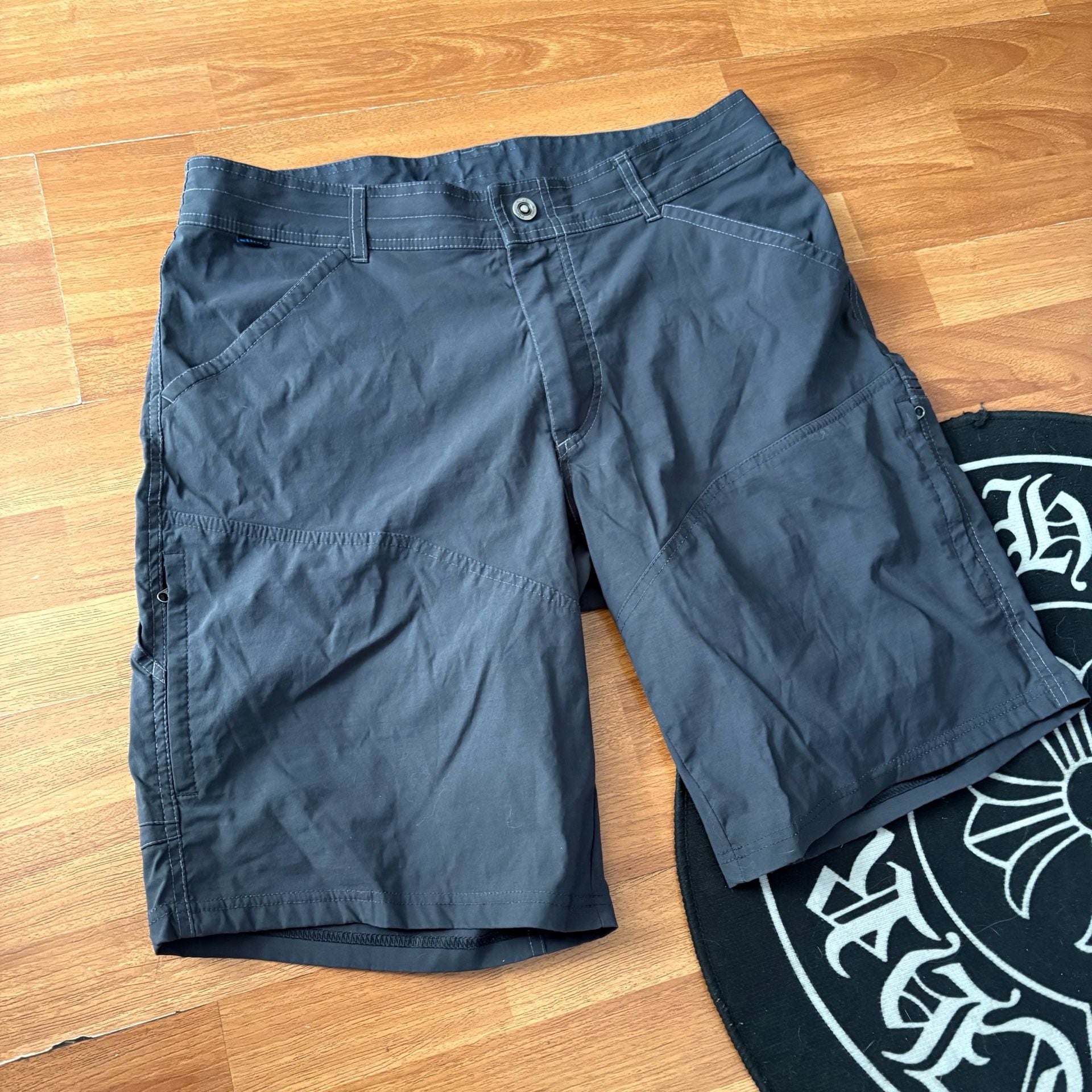 Kuhl Cargo Shorts Size 35 Gray Hiking Outdoor 3
