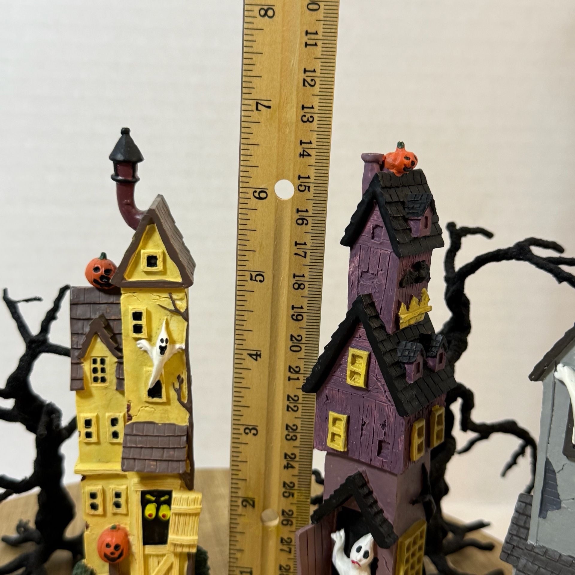 Spooky Halloween Village Set Houses Trees Figurines 11