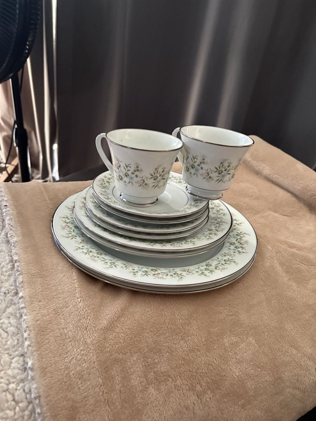 Noritake Savannah 2031 China Set Tea Cups Saucers Dinner Plates 2