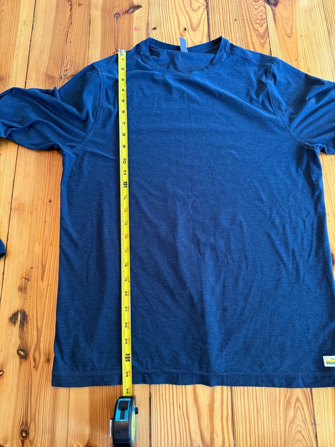 Vuori Long Sleeve T-Shirt Size M Blue Heathered Crewneck Athletic 7