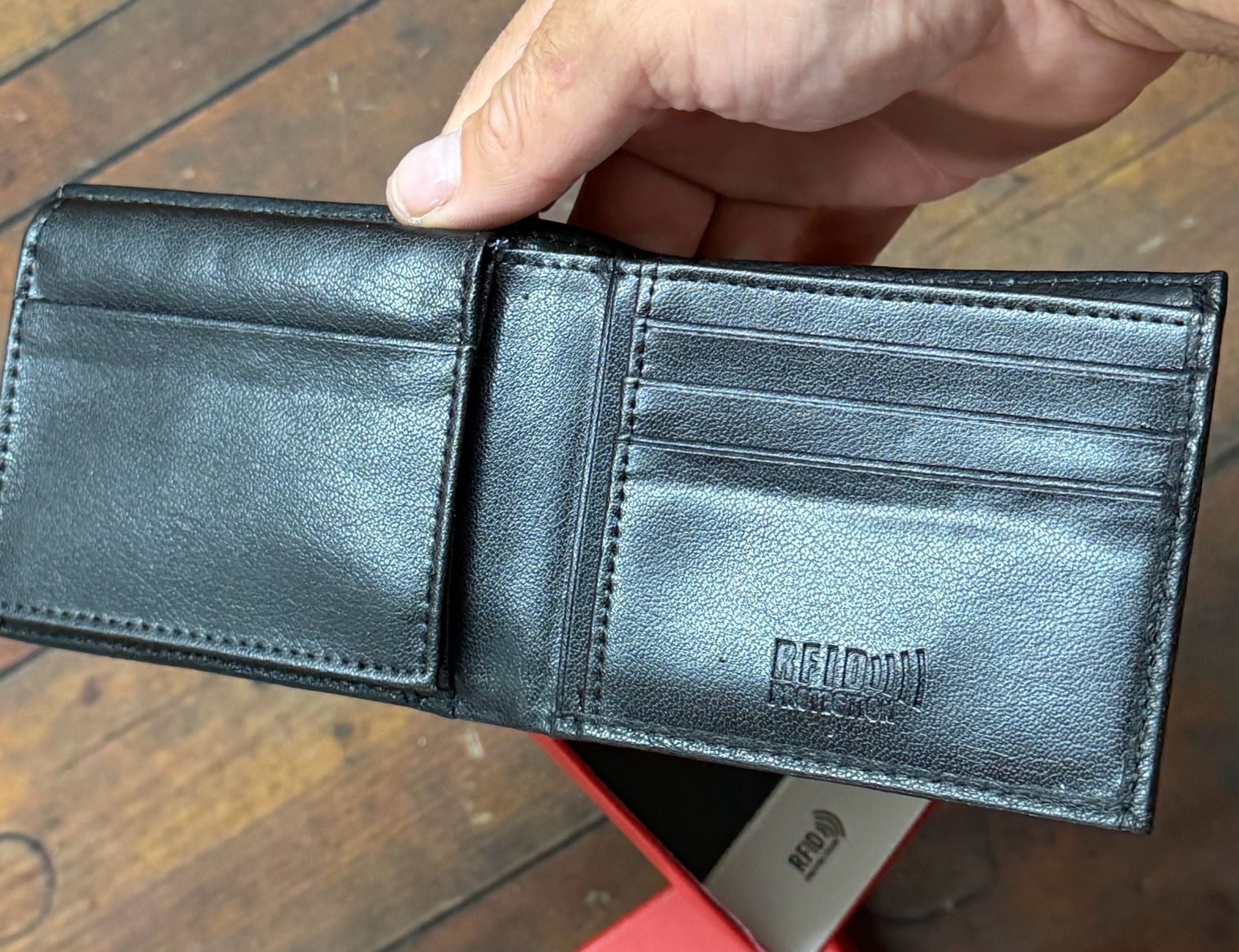 True Religion Black Leather Wallet With Red Stitching In Box 7