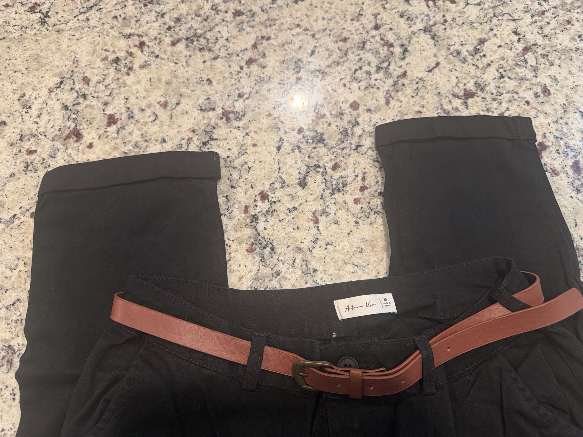 Active Usa Pants Size M Black With Belt 10