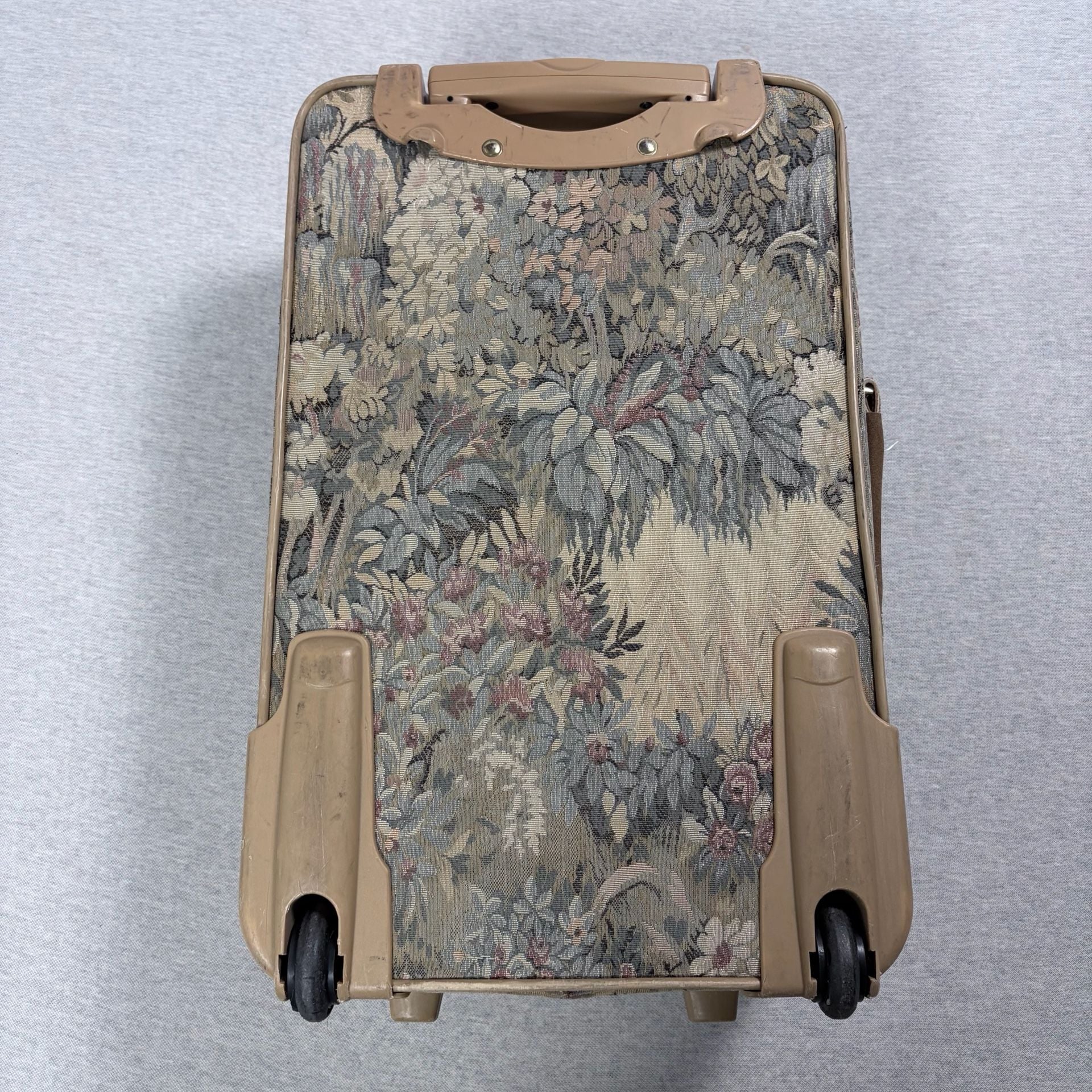 French Luggage Co Tapestry Suitcase Floral Wheeled Upright Luggage Bag 7