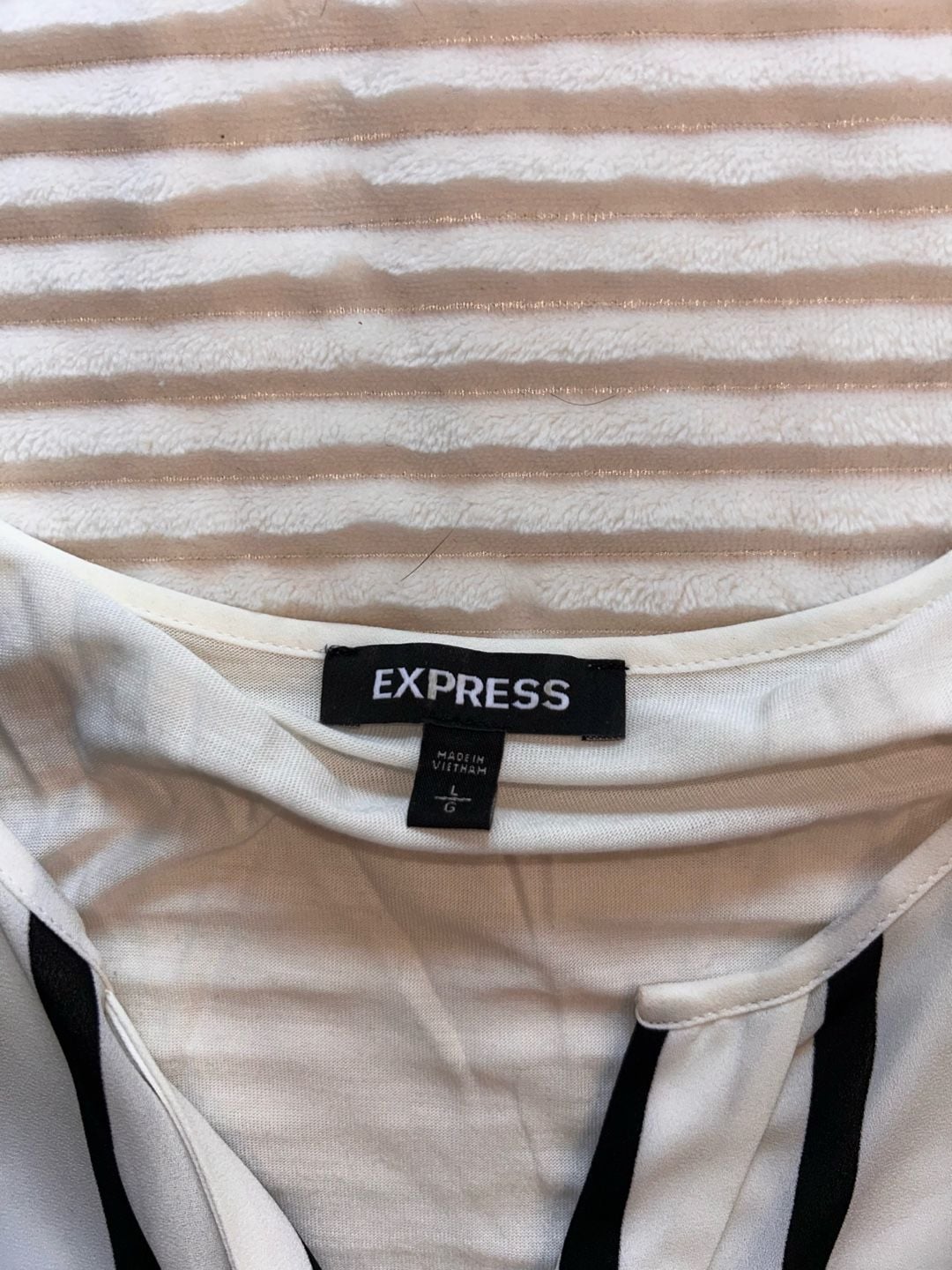 Express Striped Blouse Size L Black White Sleeveless V-Neck Top 4