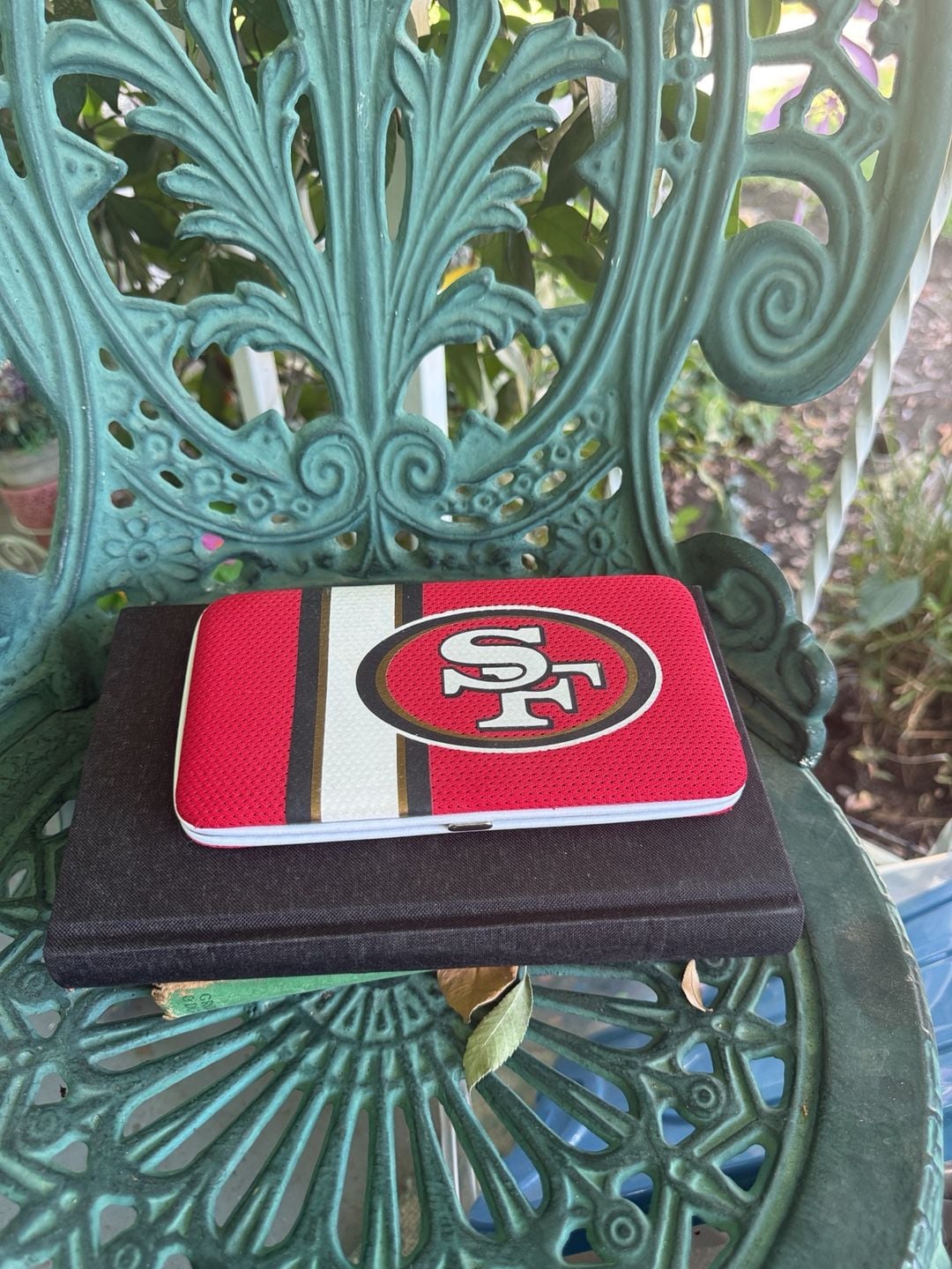 NFL San Francisco 49ers Metal Frame Clutch Wallet Red Mesh 2