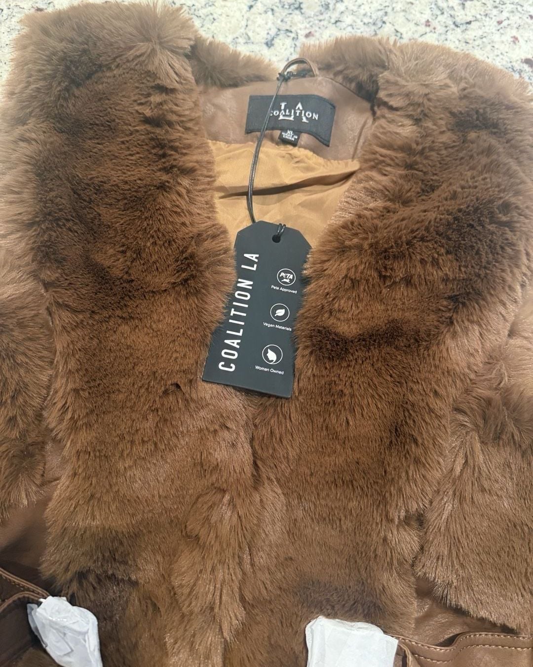 Coalition LA Faux Fur Faux Leather Vest Size XL Camel New With Tags 4