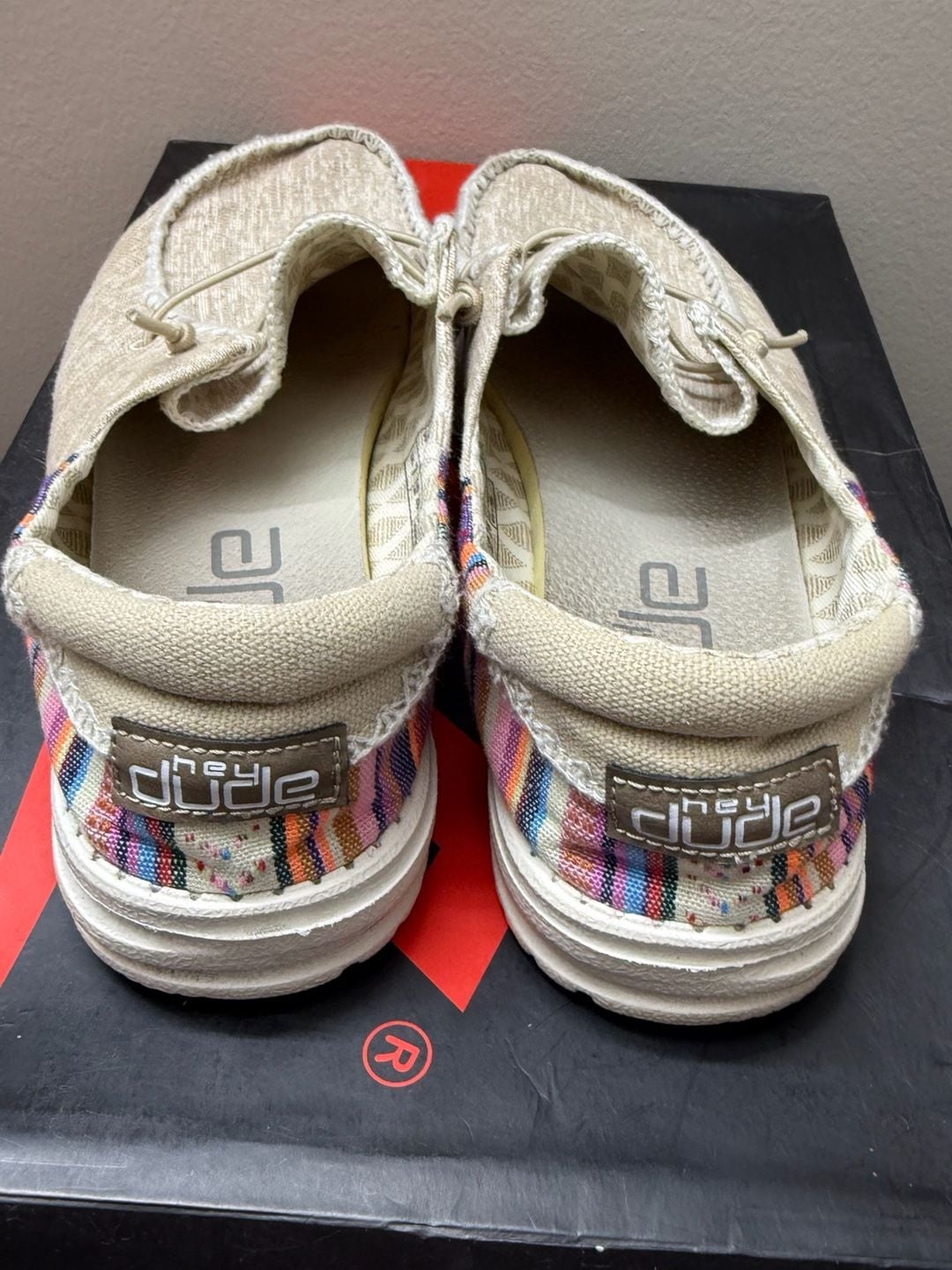 9W Hey Dude Wendy Rodeo Beige Multi Slip On Loafers 3