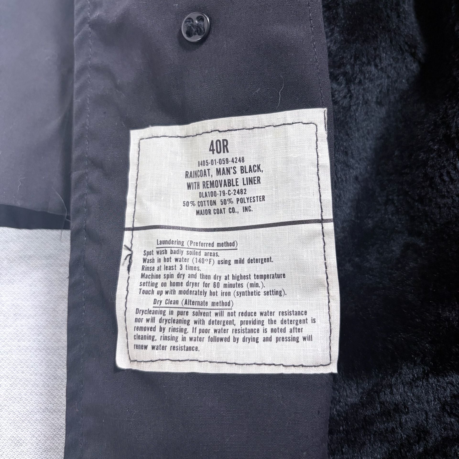 US Military Raincoat Man's Black Size 40R Removable Liner Overcoat 5