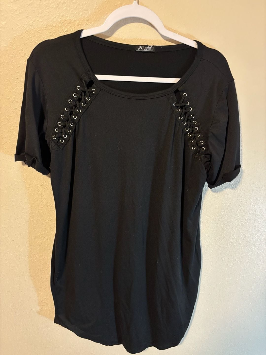 J for Justify Top Size XL Black Grommet Lace Up Shoulders Short Sleeve 2