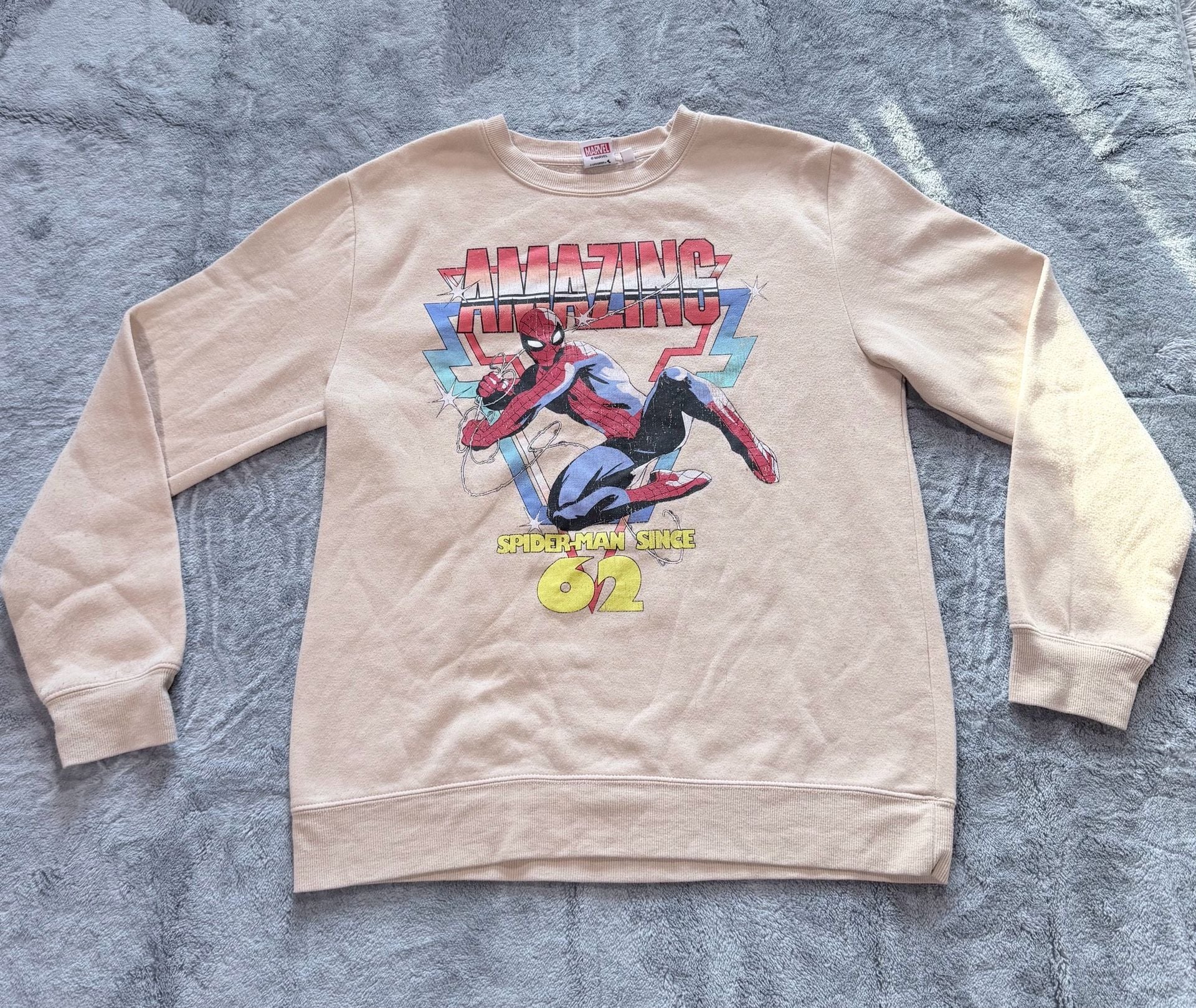 Marvel Spider-Man Amazing Since 62 Sweatshirt Size M Tan Graphic Pullover 1