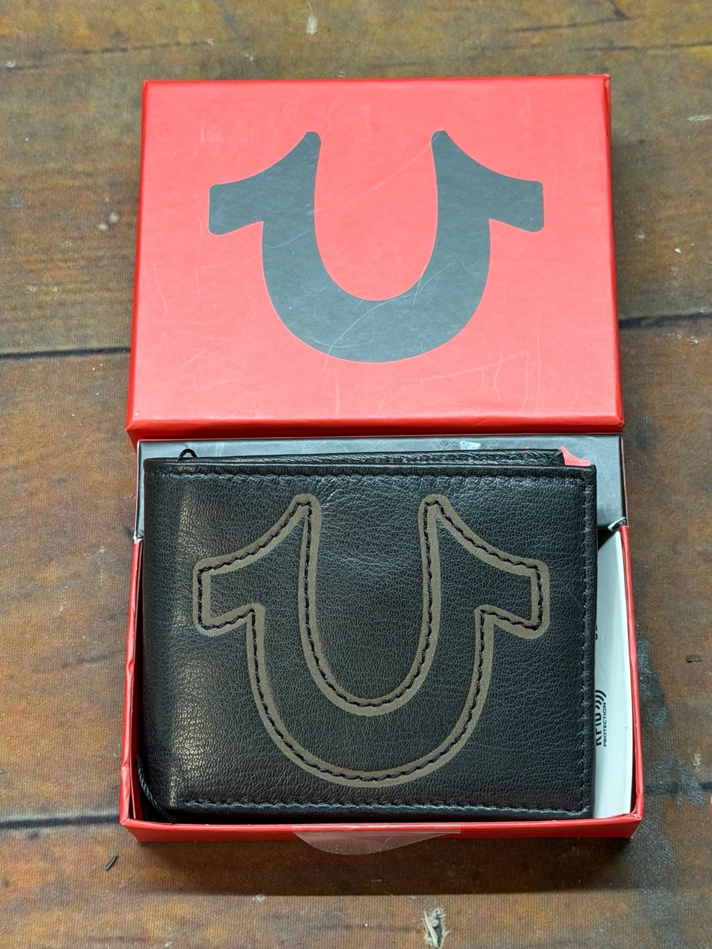 True Religion Colston Black Leather Bifold Wallet TR204292 2
