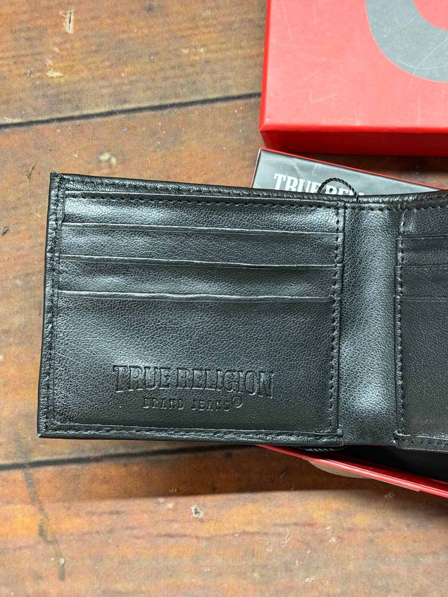 True Religion Colston Black Leather Bifold Wallet TR204292 7