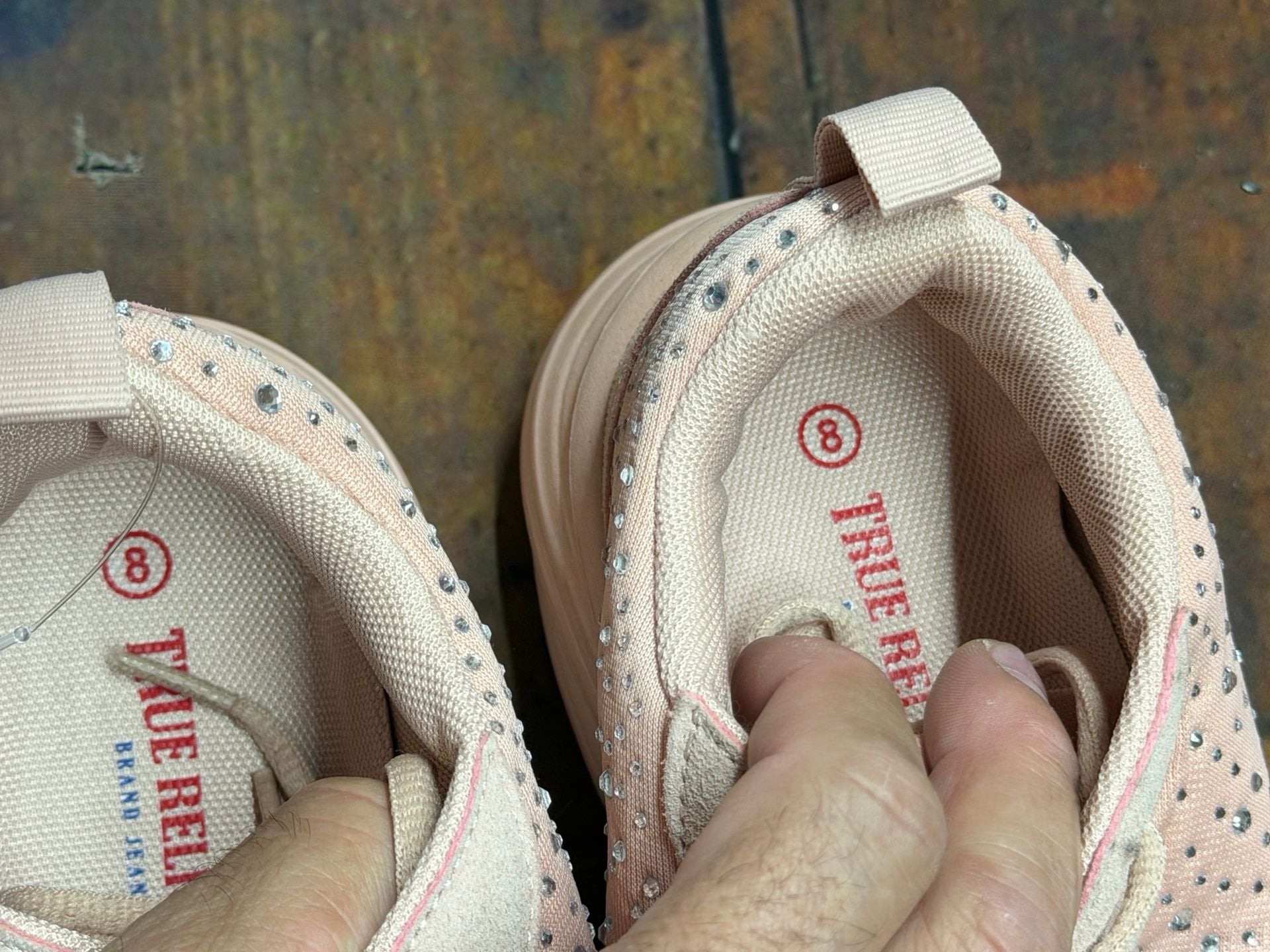 True Religion TR-Katie-S Sneakers Size 9 Pink Rhinestone 9