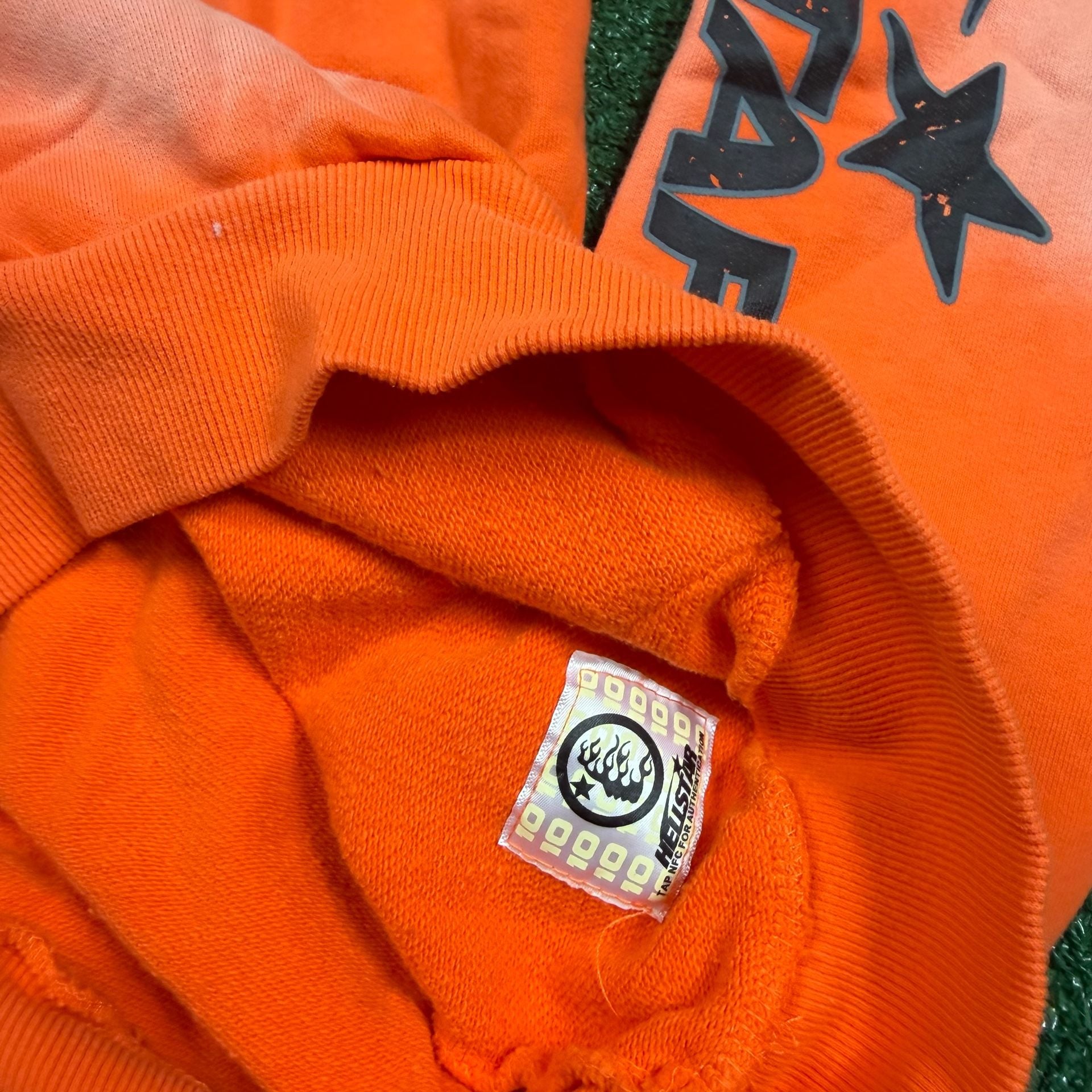Hellstar Hoodie Size M Orange Graphic Pullover Sweatshirt 6