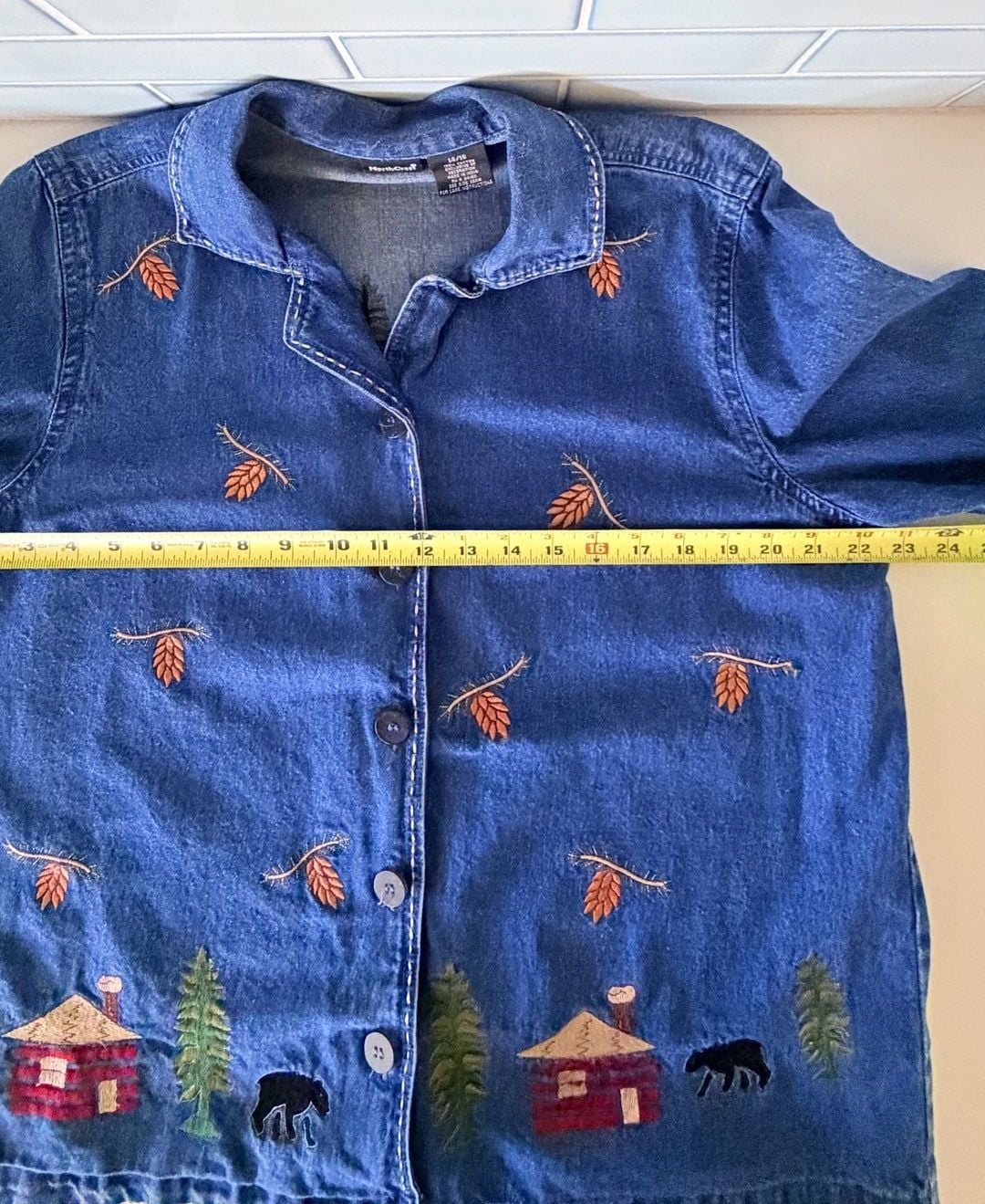 NorthCrest Embroidered Denim Jacket Size 14/16 Cabin Bear Pinecone 7
