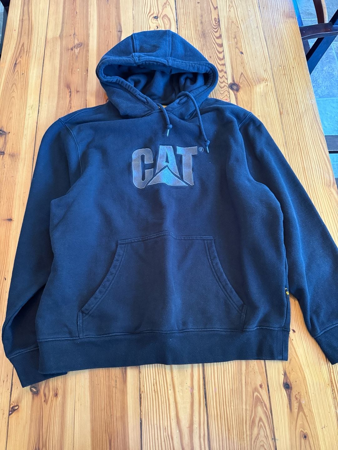 Caterpillar CAT Hoodie Size XL Black Embroidered Logo Pullover Sweatshirt 2
