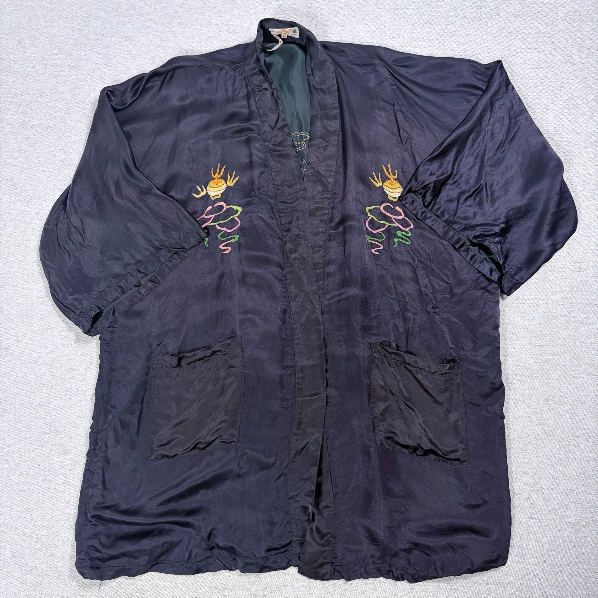 Vintage Golden Dragon Silk Robe Jacket Hand Embroidered Black Short Kimono Sz M 2