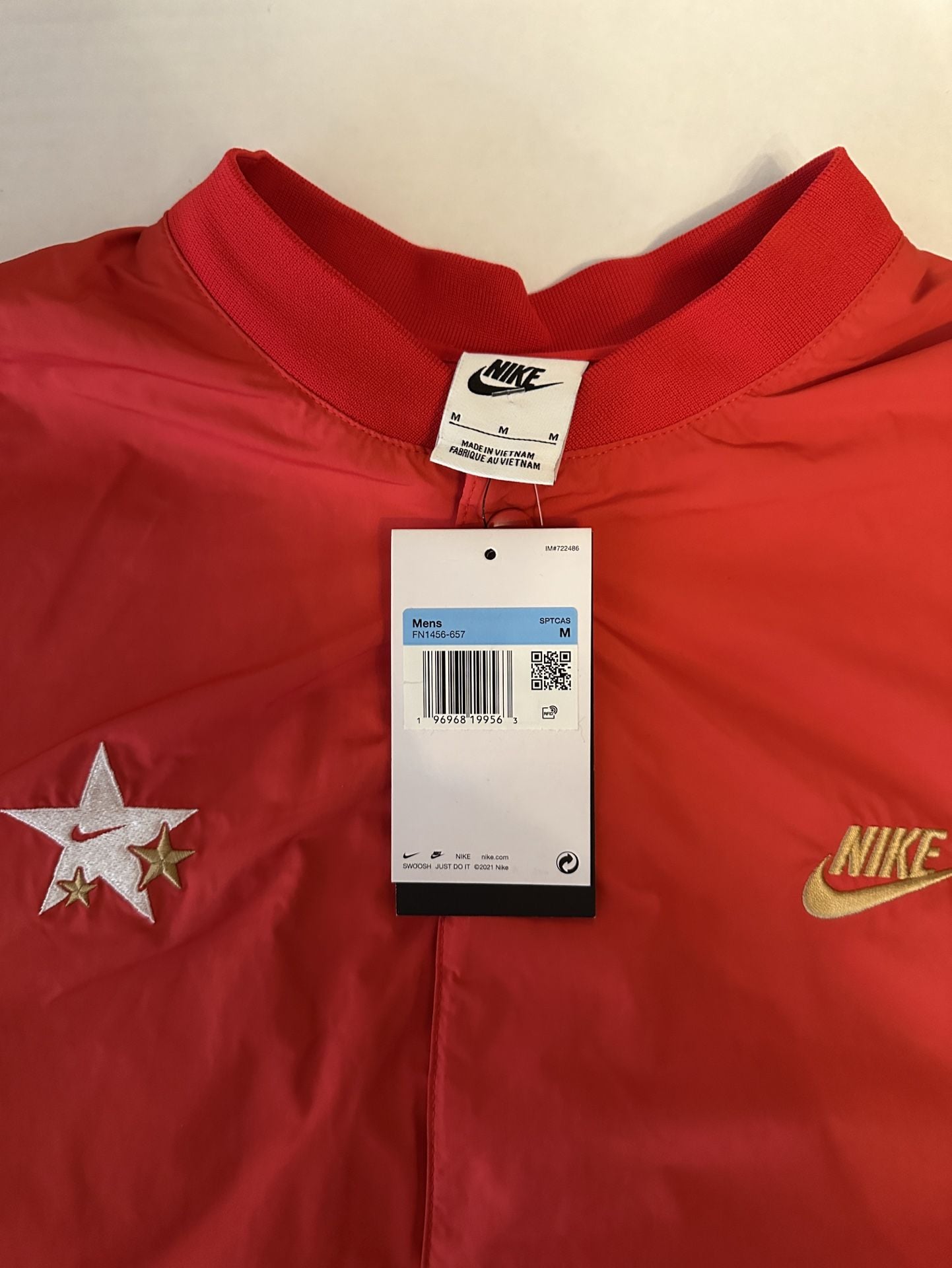 Nike Short Sleeve Jacket Size M Red Hoops FN1456-657 3