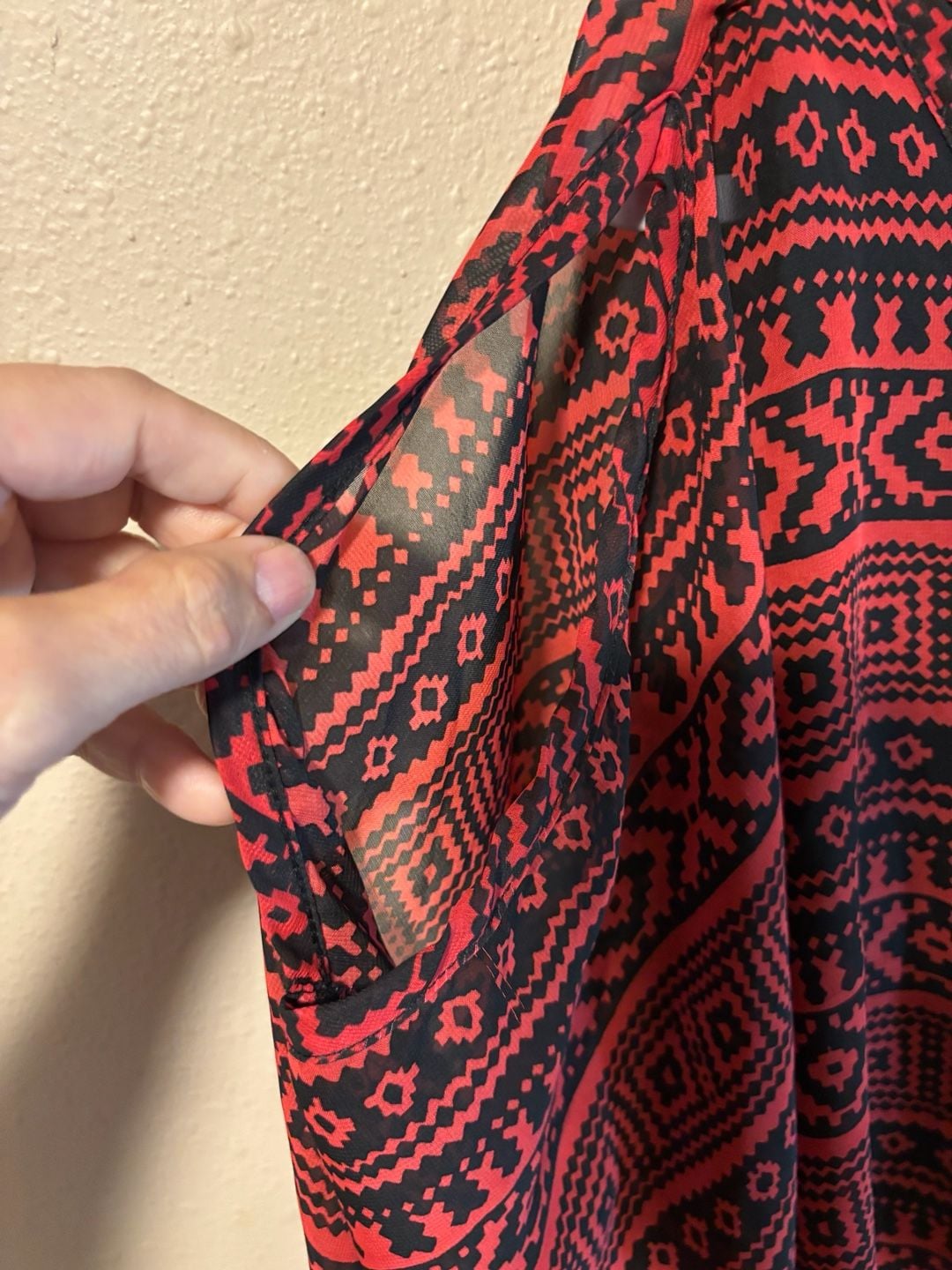 bailey/girl Dress Size XL Red Black Aztec Print Cold Shoulder Overlay 5