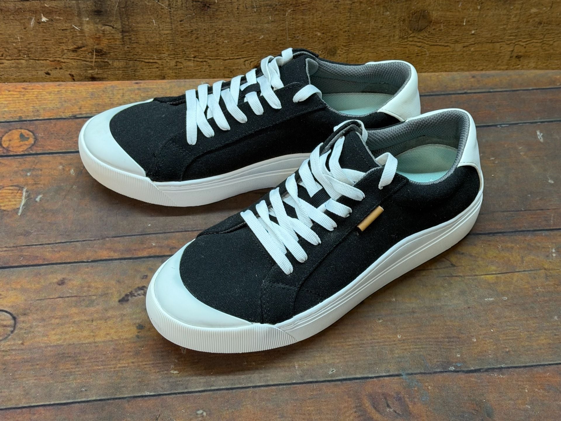 Dr. Scholl's Time Off Sneakers Size women 11M Black Canvas Platform Shoes 2