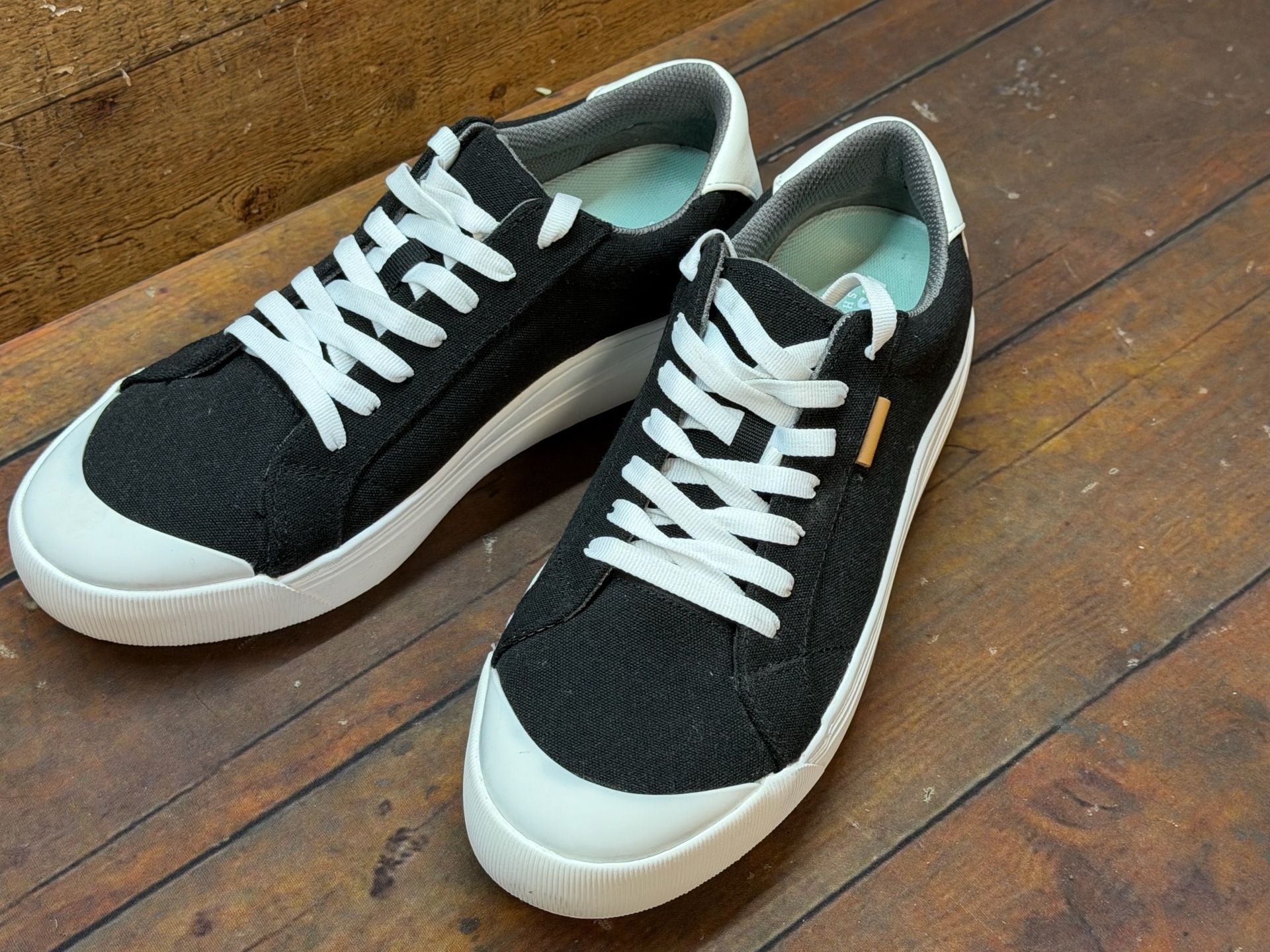 Dr. Scholl's Time Off Sneakers Size women 11M Black Canvas Platform Shoes 9