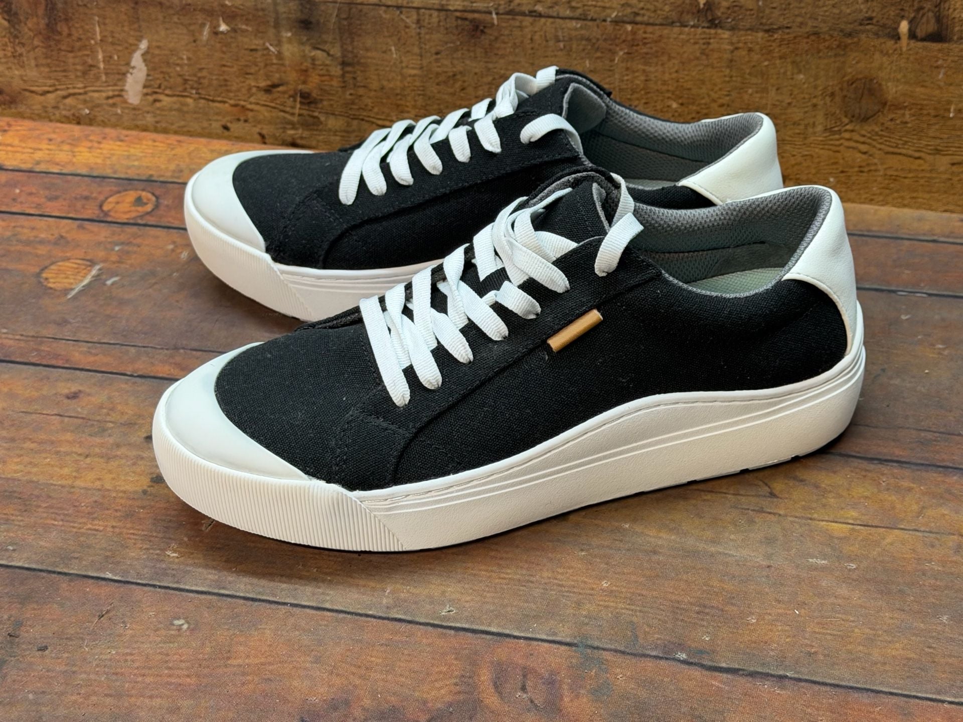 Dr. Scholl's Time Off Sneakers Size women 11M Black Canvas Platform Shoes 10