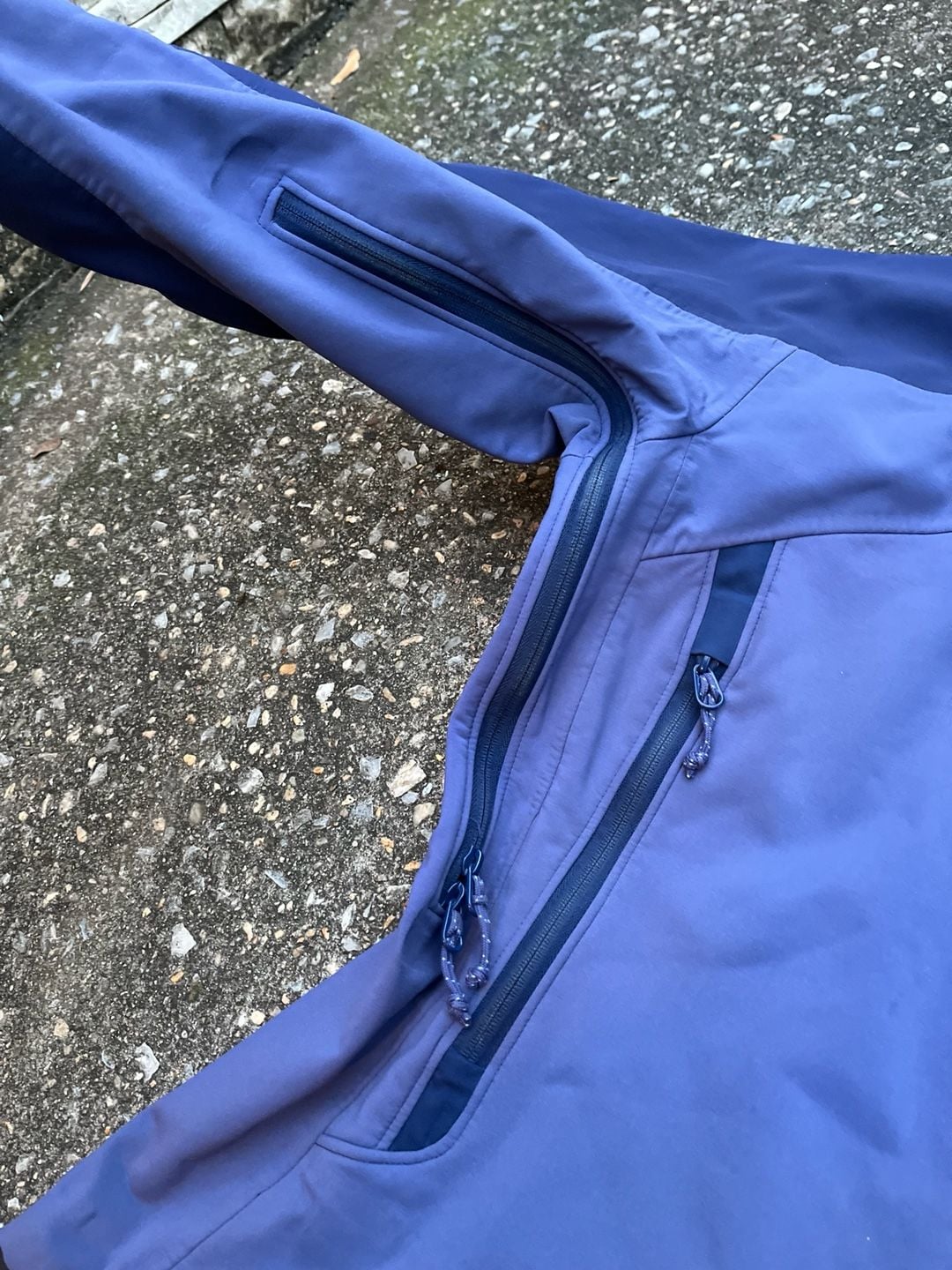 Arc'Teryx Windstopper Jacket Size M Purple Blue Women’s 4