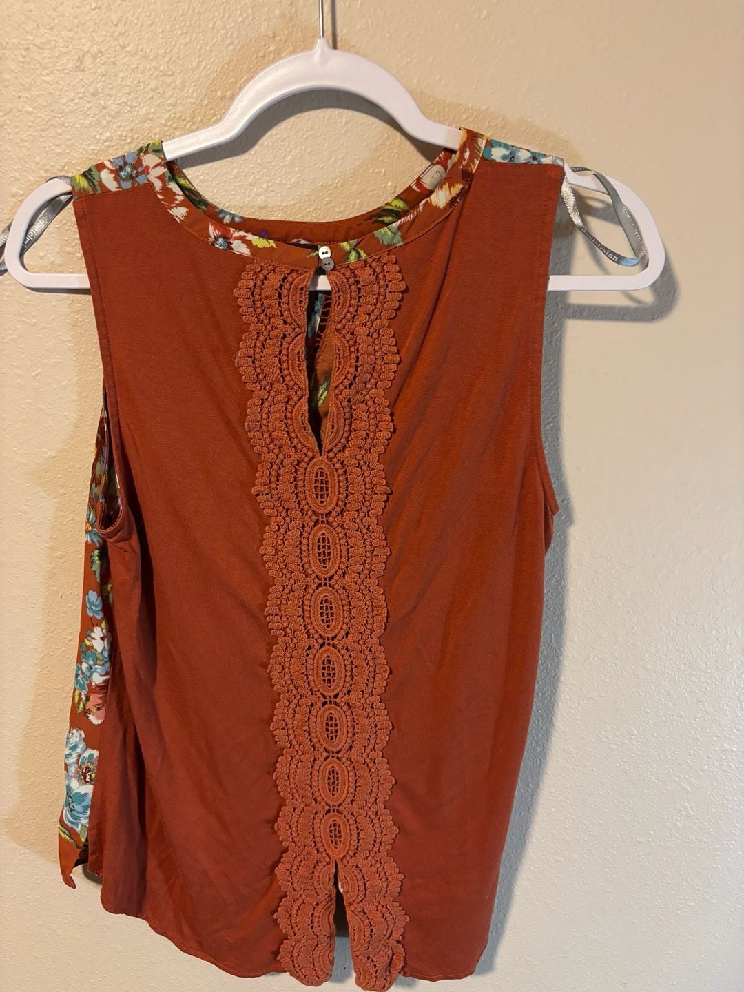 Daniel Rainn Floral Lace Trim Tank Top 2