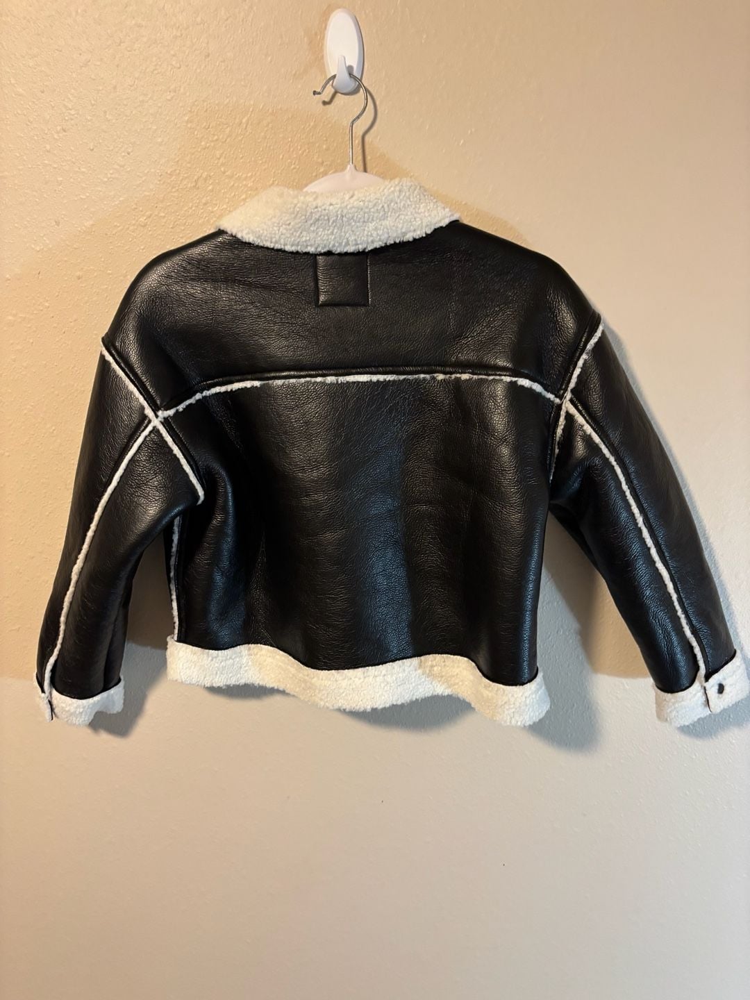 RSQ Faux Leather Sherpa Jacket Size L Black White 3