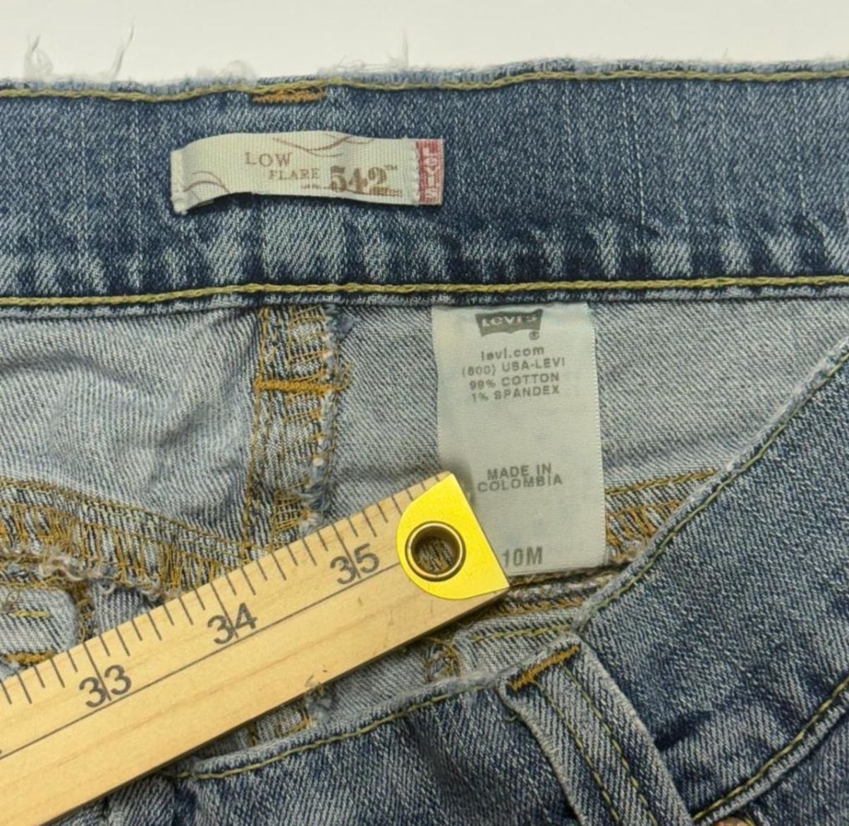 Levi's 542 Low Flare Jeans Size 10M Blue Denim 4