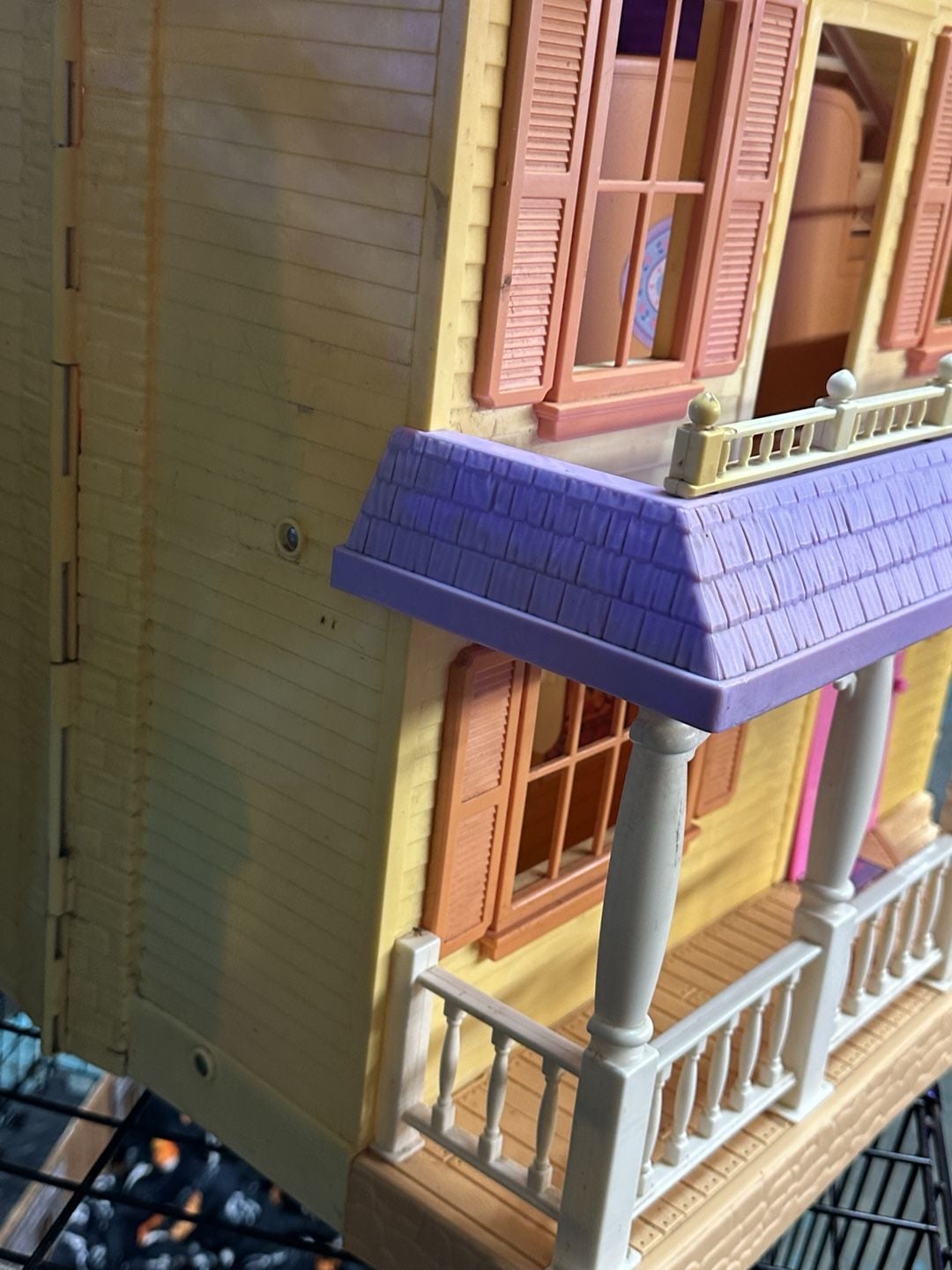 Barbie Happy Family Neighborhood Dollhouse 14