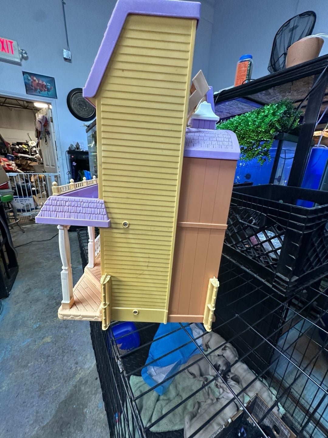 Barbie Happy Family Neighborhood Dollhouse 15